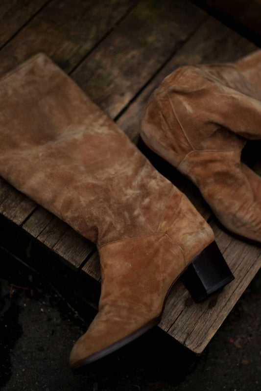 70s suede knee length boots |Vintage minimalist classic brown boots with textured lining