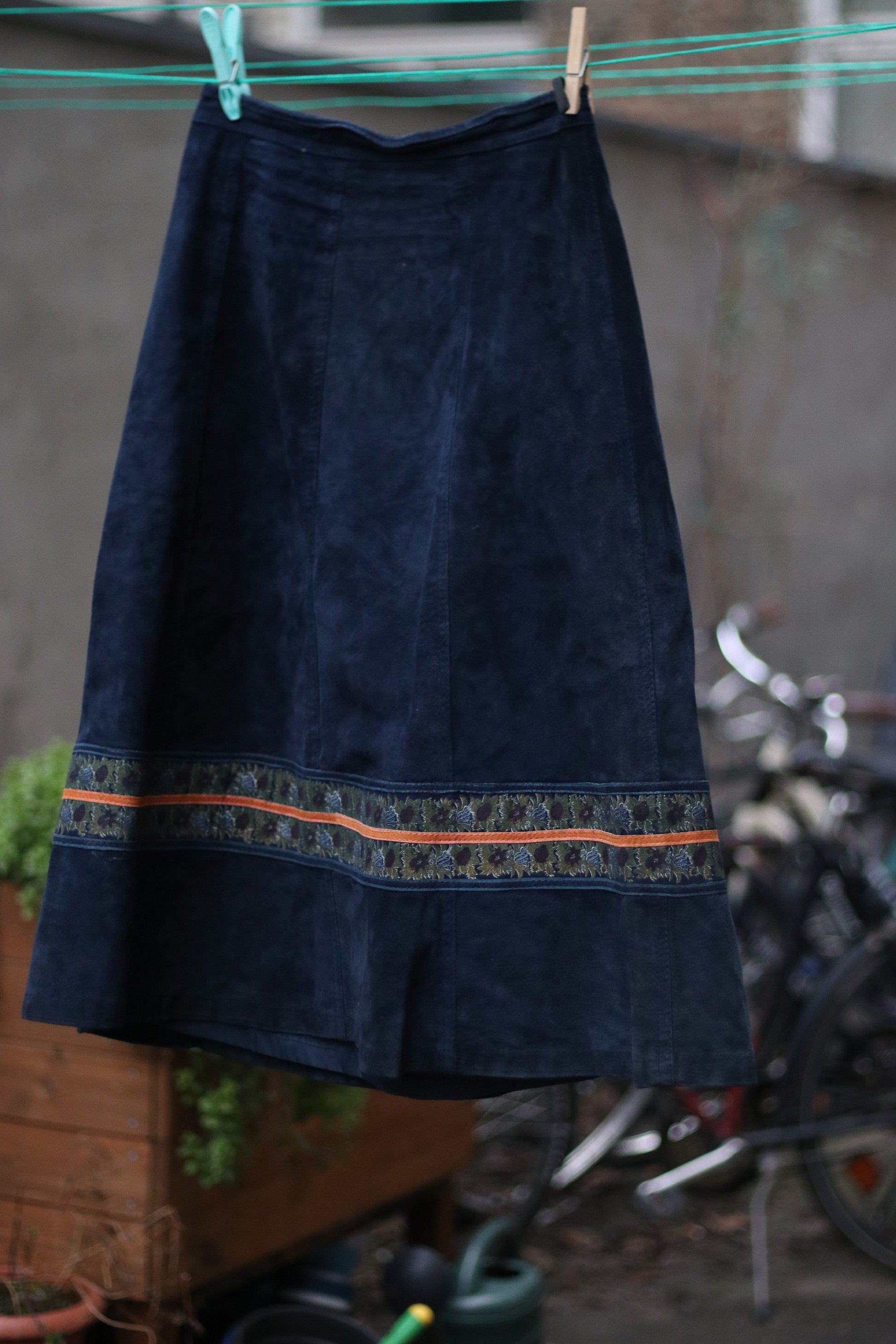70s Blue Suede Skirt| Vintage Embroidered Country inspired blue and red bohemian skirt| Maximalist leather design
