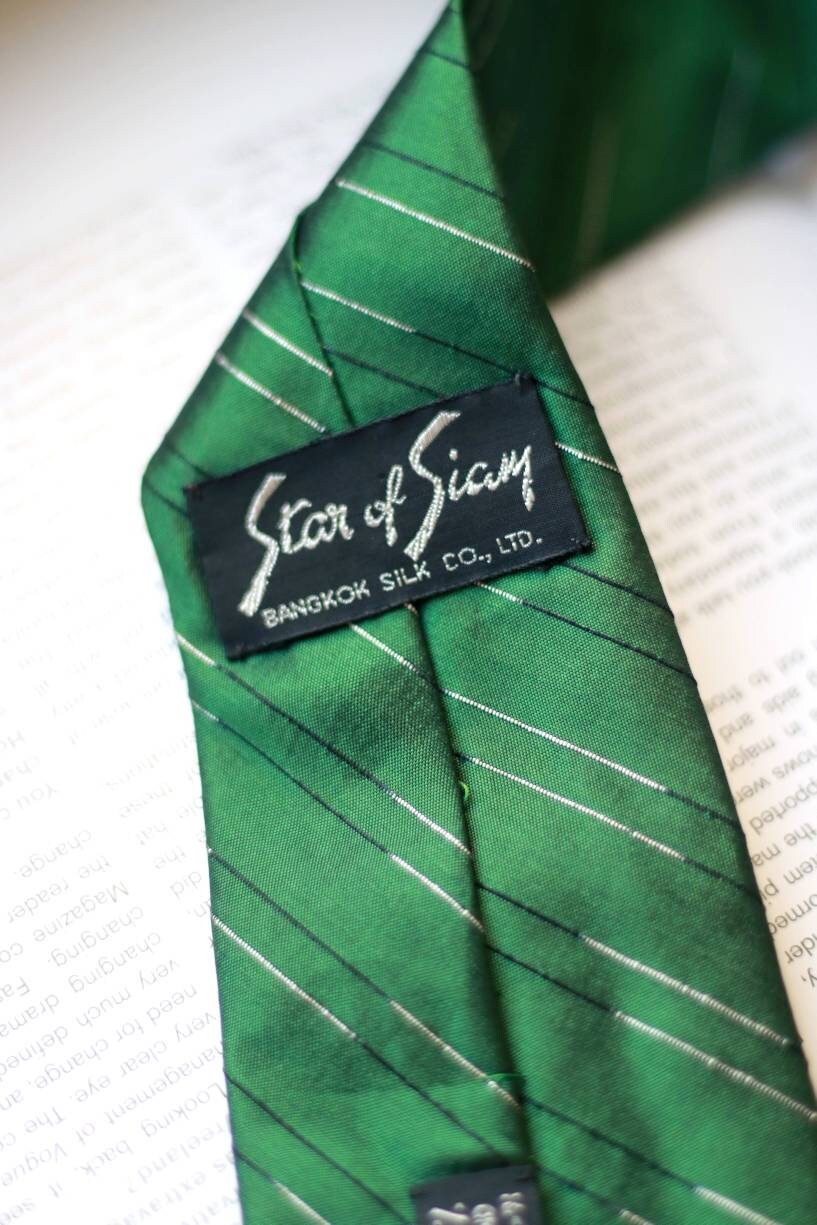 90s Vintage Silk tie in Green | Striped Green Necktie