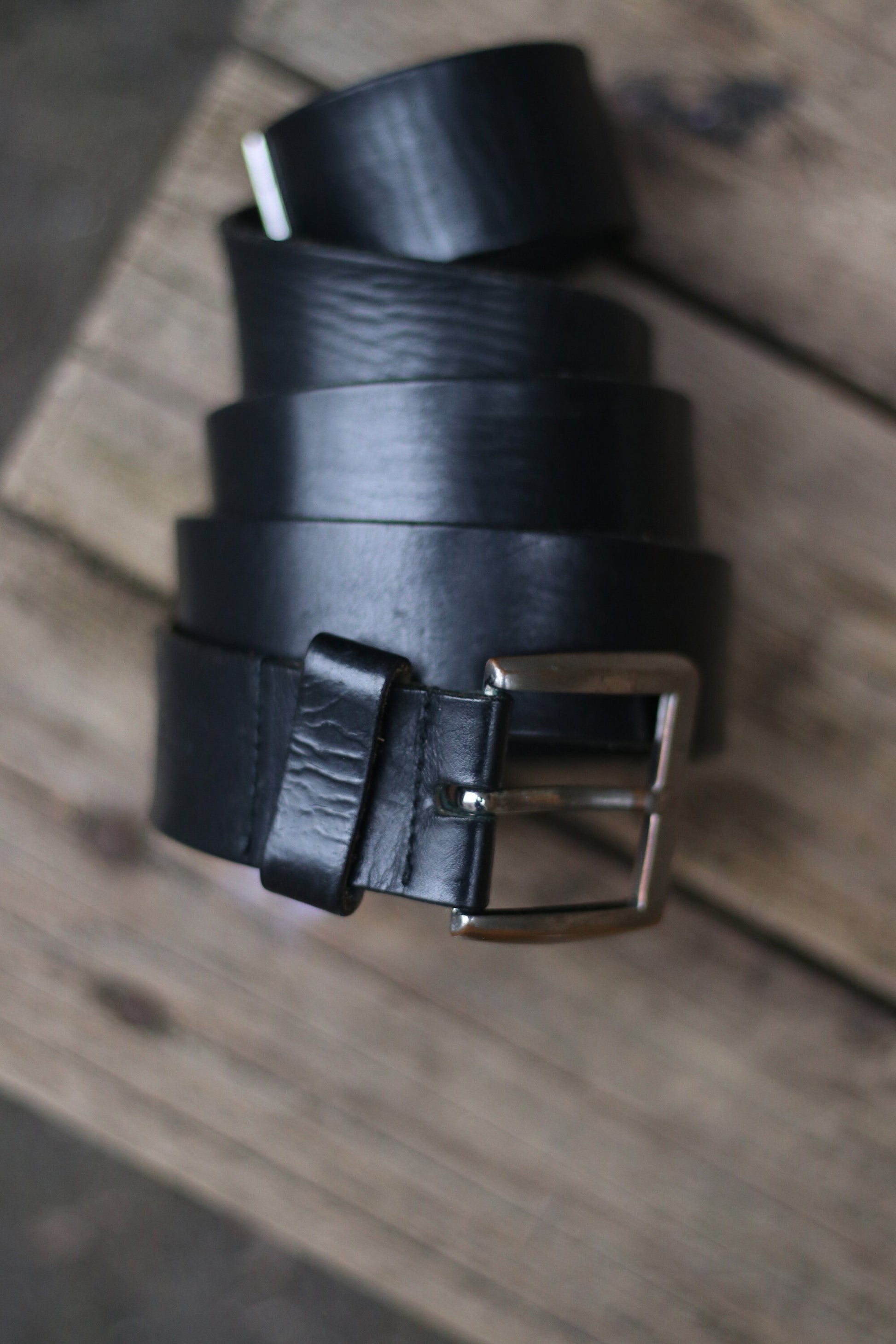 Aniline leather Black Belt with Silver colored buckle| Vintage 90s classic minimalist design