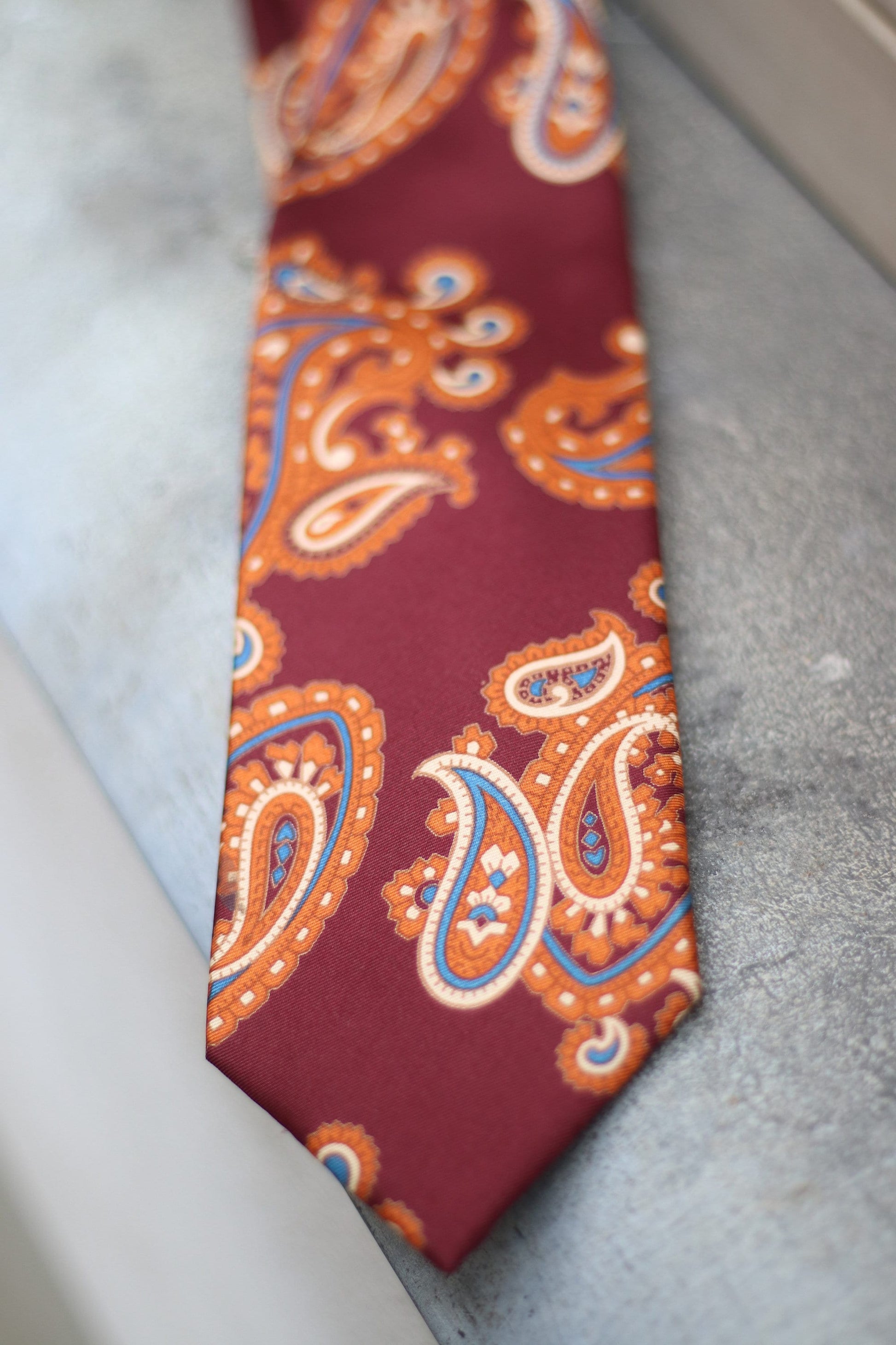 Vintage red eye drop print tie| Fillorio 90s silk mens wear suit Red Paisley Tie – Mens Paisley Silk Necktie