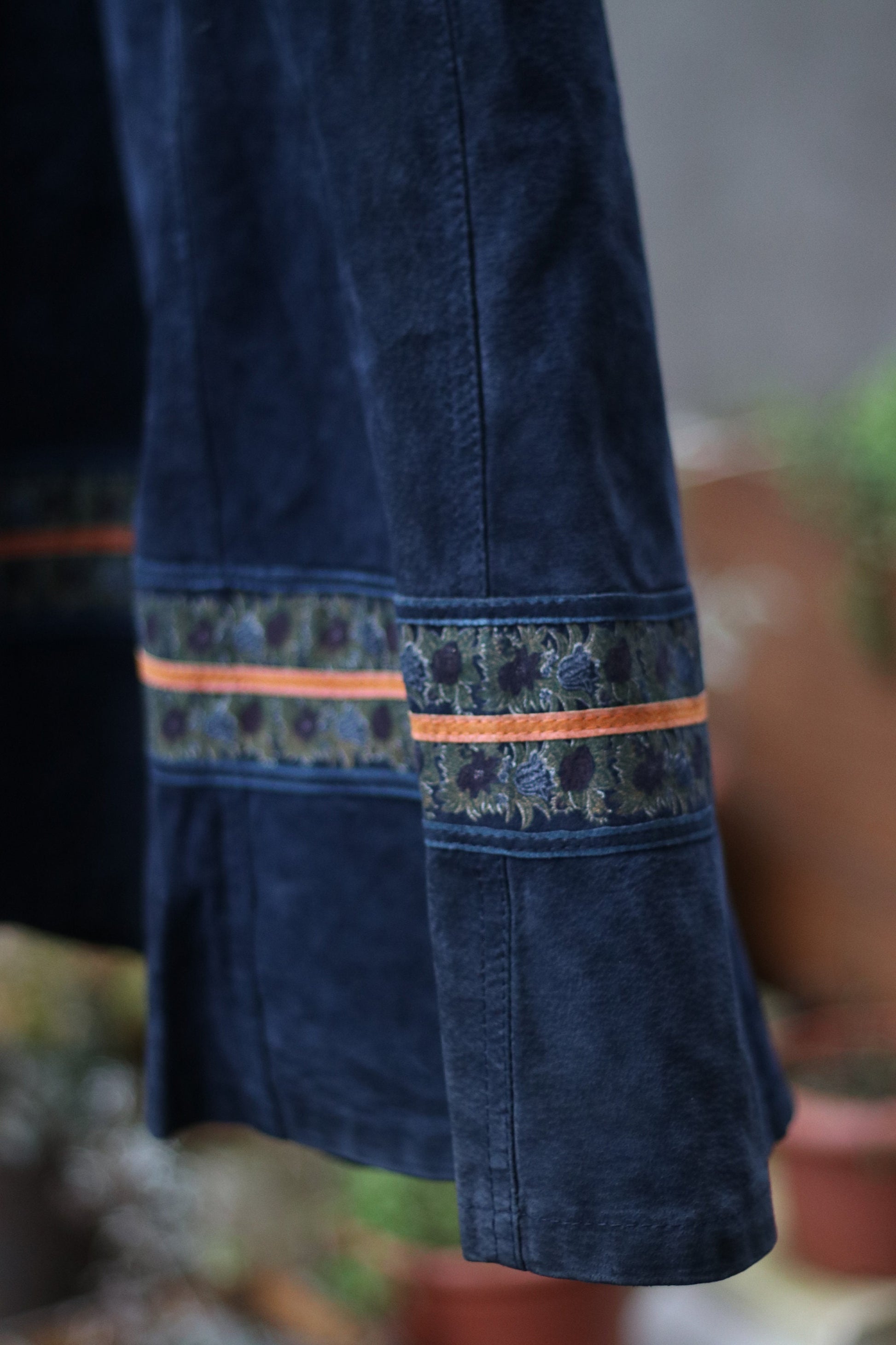 70s Blue Suede Skirt| Vintage Embroidered Country inspired blue and red bohemian skirt| Maximalist leather design