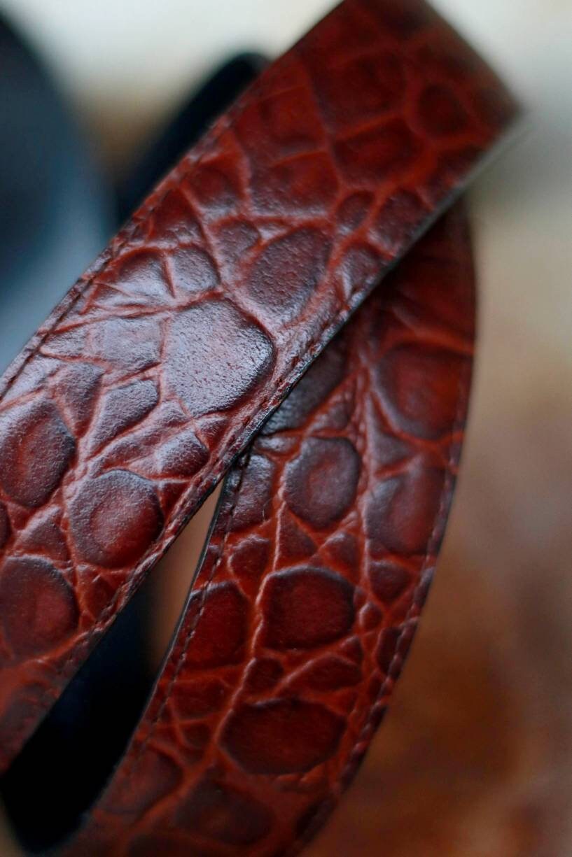 Vintage Leather belt with faux exotic finish| Brown Chic leather accessory