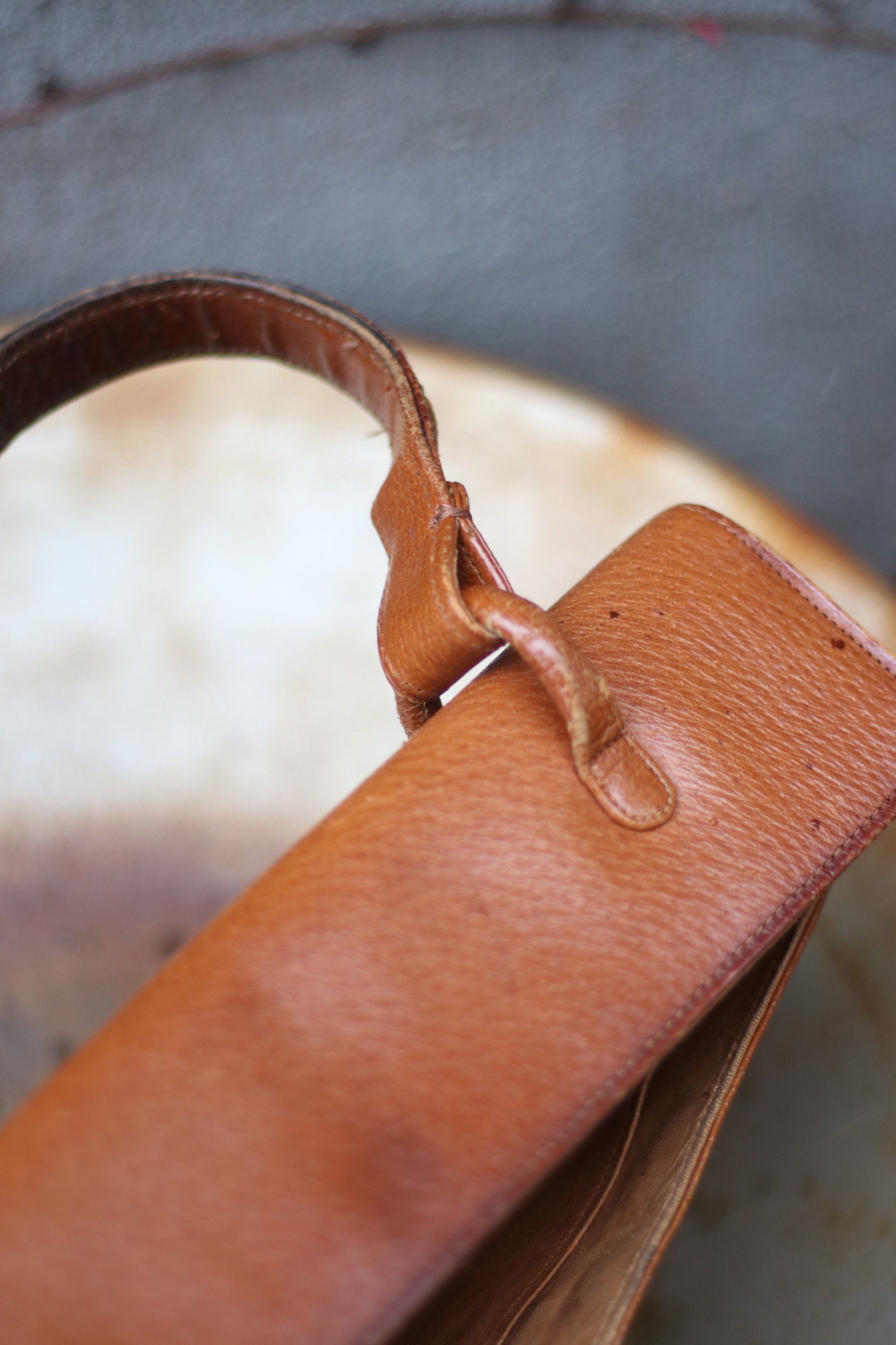 70s leather handbag in brown| Vintage classic brown top handle bag