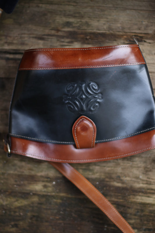 Vintage Brown and Black Bag 90s compact shoulderbag