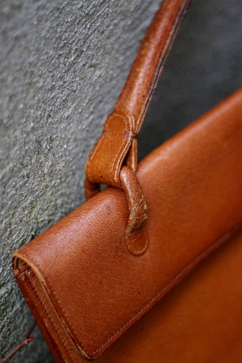 70s leather handbag in brown| Vintage classic brown top handle bag