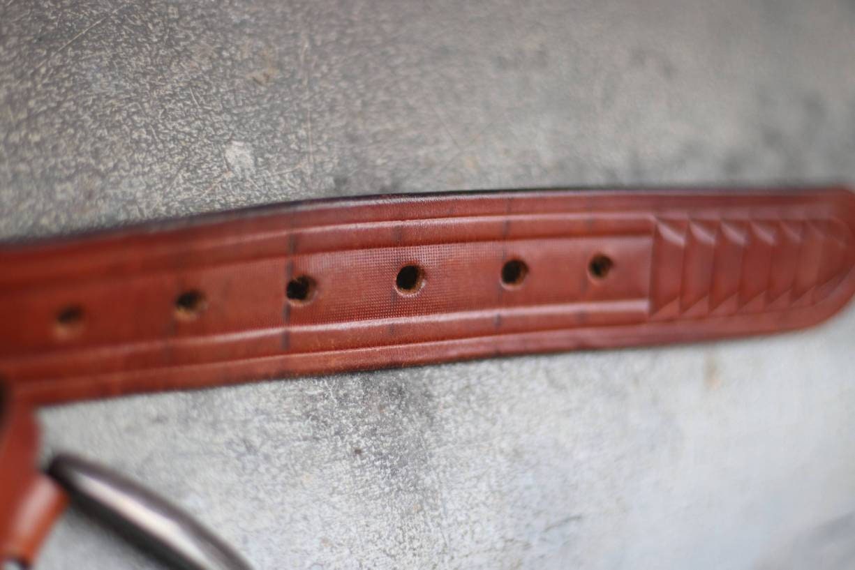 90s classic brown leather belt | Vintage brown belt with statement motif