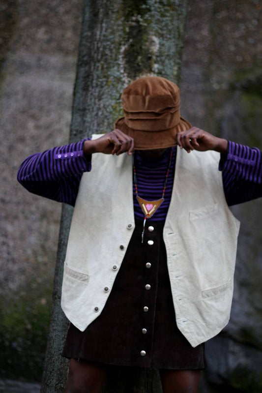 Vintage Suede vest in cream| 90s leather vest with pockets