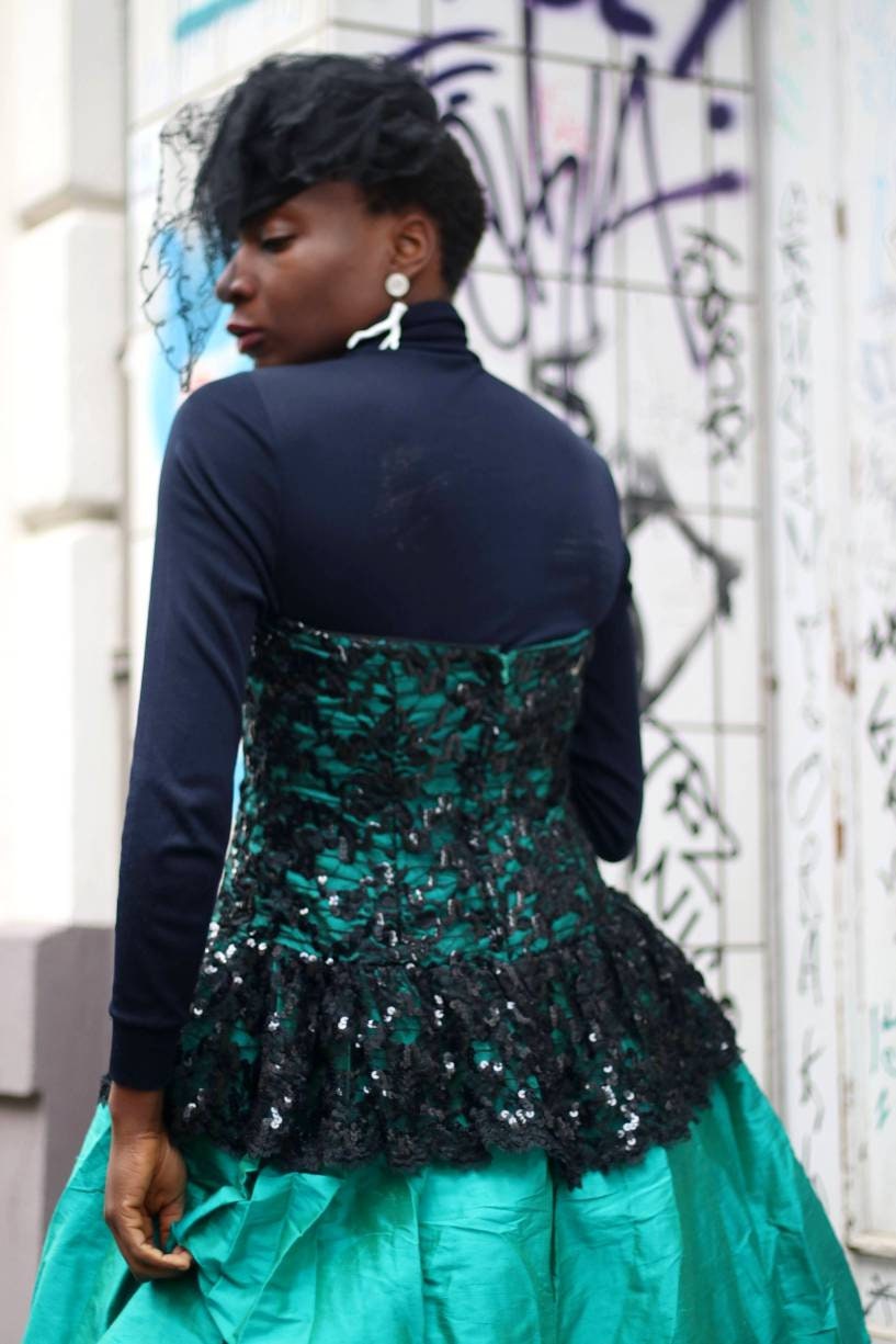 80s Prom dress| Vintage sleeveless sequinned green and black party dress| C&A statement design with bow