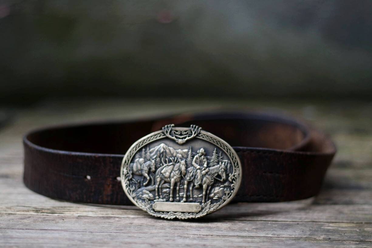 70s Americana belt| Vintage leather and Brass belt