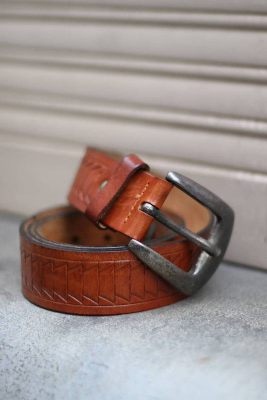 90s classic brown leather belt | Vintage brown belt with statement motif