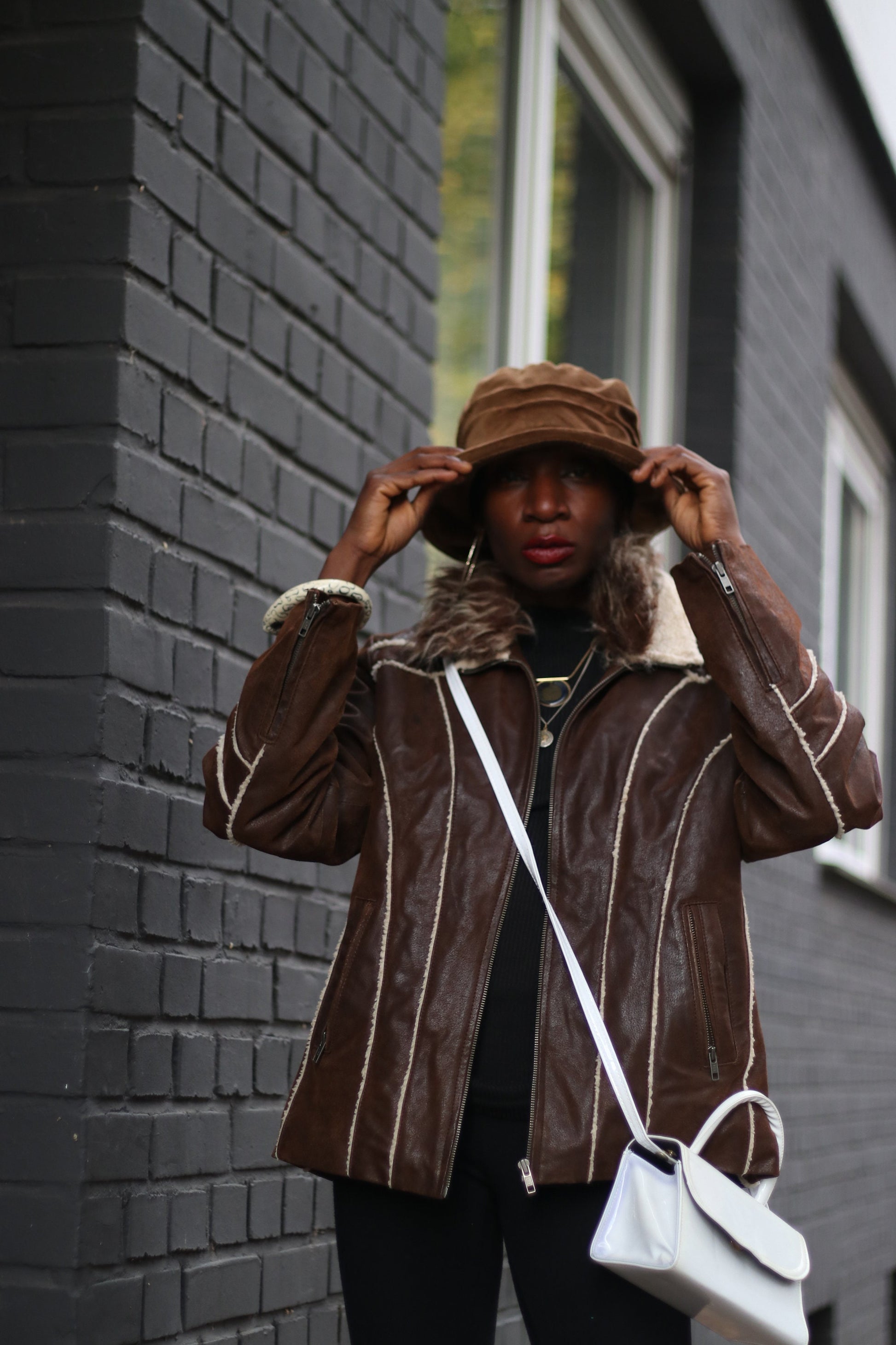 Y2K Leather Jacket with Faux Fur Trimmings| Vintage Brown Fitted Leather Coat with Faux shearling lining |Bohemian Winter Jacket