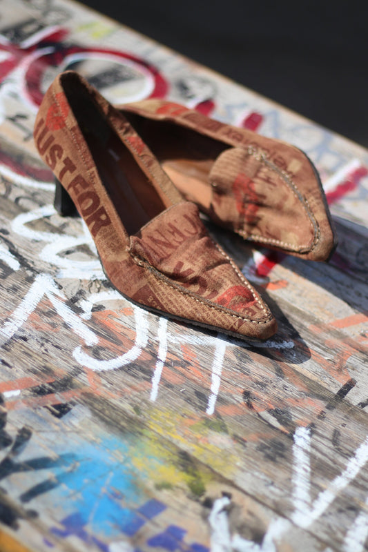 y2k Marco Tozzi Heels Vintage Brown Graffiti Print Pointed Toe shoes