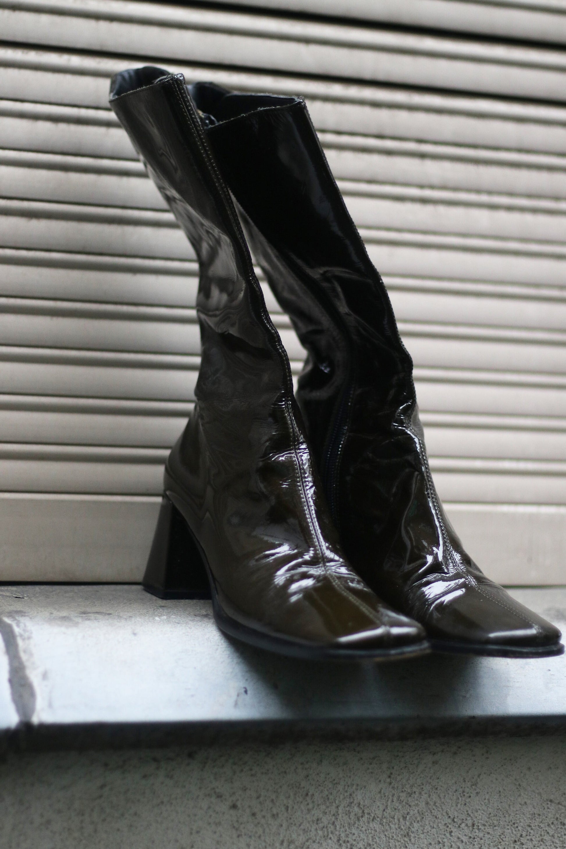 y2k Leather Boots Green| Statement block heel boots made in Italy| Minimalist sleek fashionable fall boots