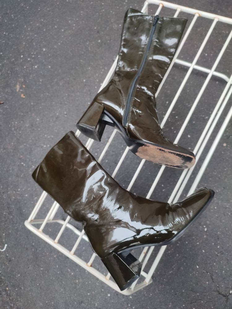 y2k Leather Boots Green| Statement block heel boots made in Italy| Minimalist sleek fashionable fall boots