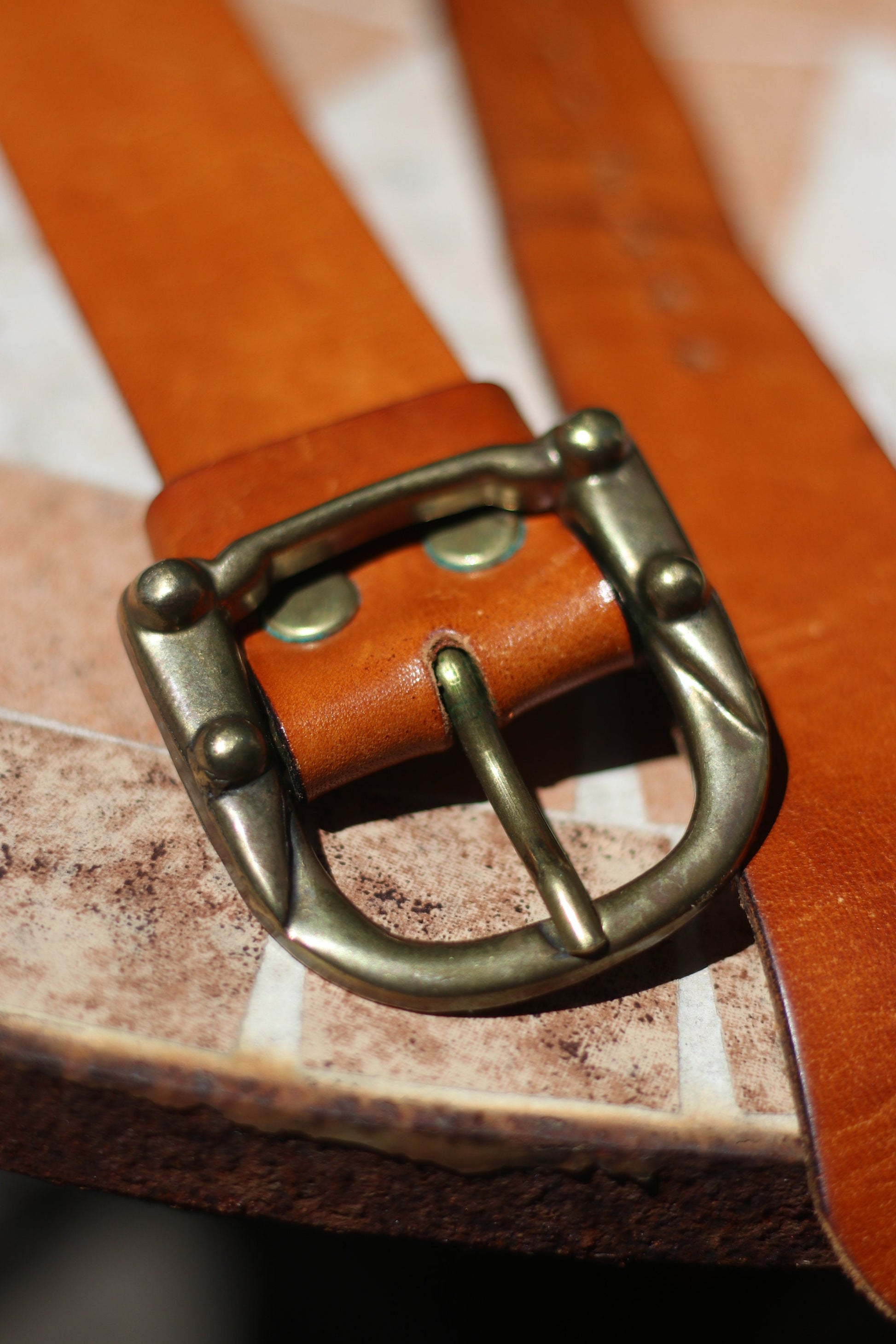 70s Leather Belt| Vintage Brown Bohemian Belt with Silver colored statement buckle| Minimalist Americana Accessory