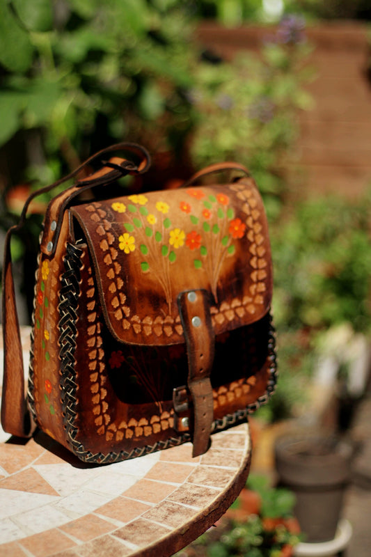70s handmade tooled bag| Vintage Brown Leather Shoulder bag with hand painted floral details| Bohemian leather accessory