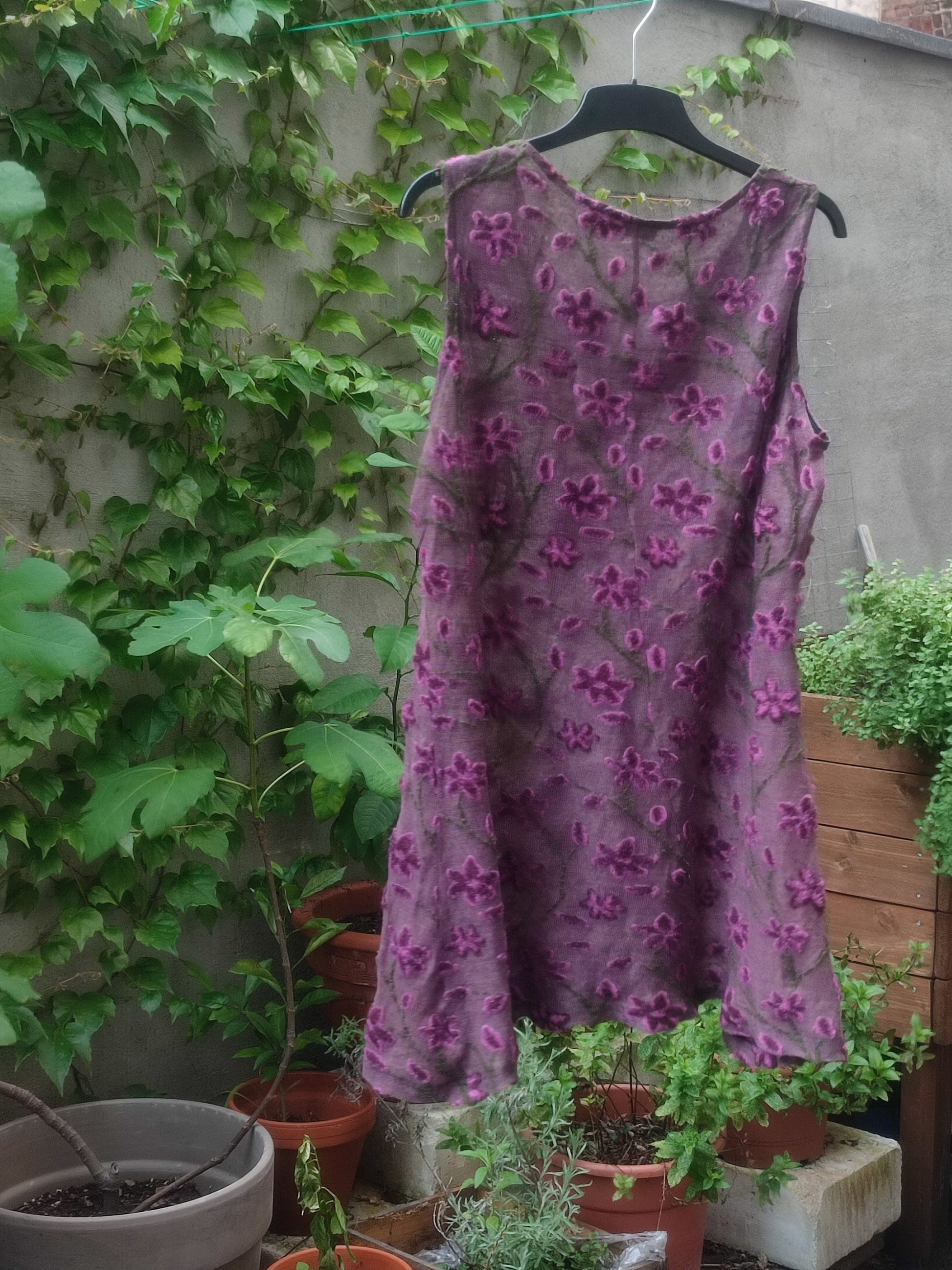 80s Deerberg Floral sheer top | Vintage sleeveless red floral motif blouse | Hippy summer top