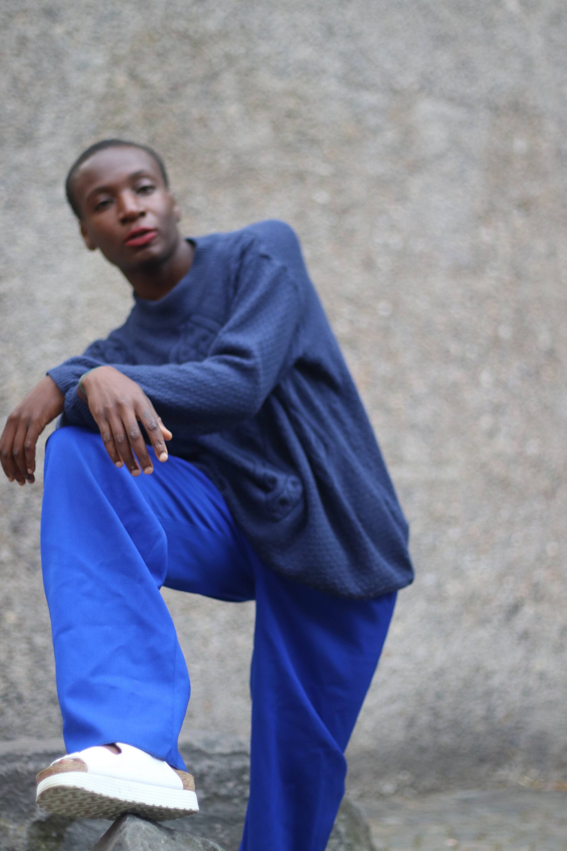 y2k blue knit| Vintage long sleeved lightweight sweater| Minimalist jumper