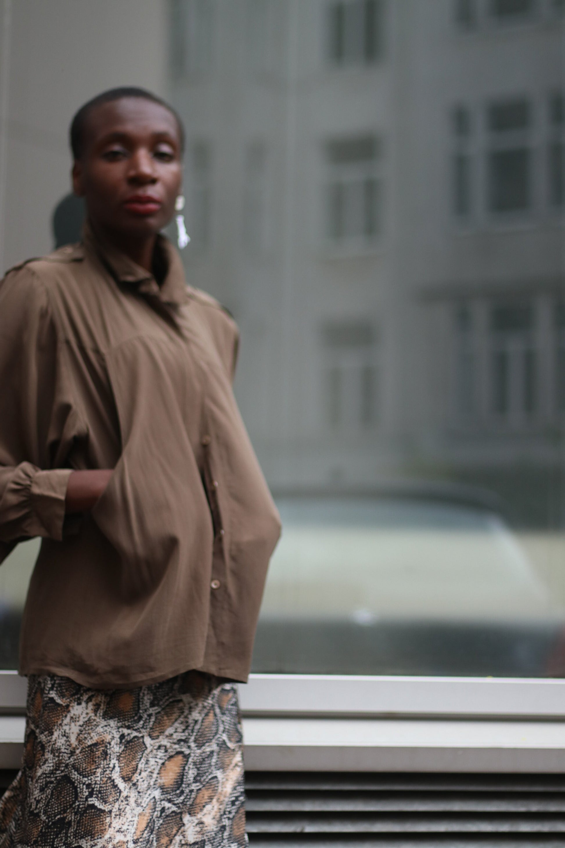 90s silk shirt| Vintage Brown Pleated Minimalist blouse | Capsule Wardrobe Buttoned Down Shirt