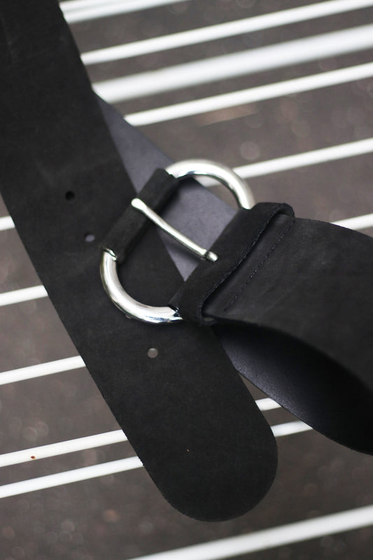 90s United Colors of Benetton Leather Belt| Vintage Black belt with silver buckle| Minimalist accessory waist belt made in Italy