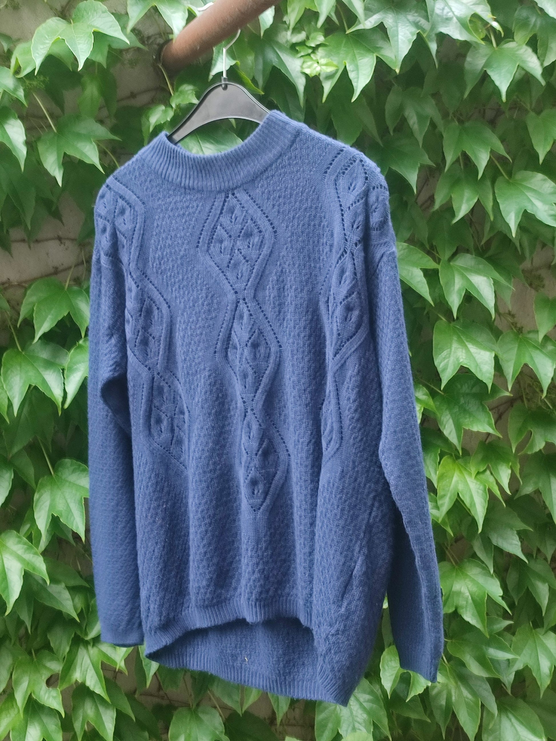 y2k blue knit| Vintage long sleeved lightweight sweater| Minimalist jumper