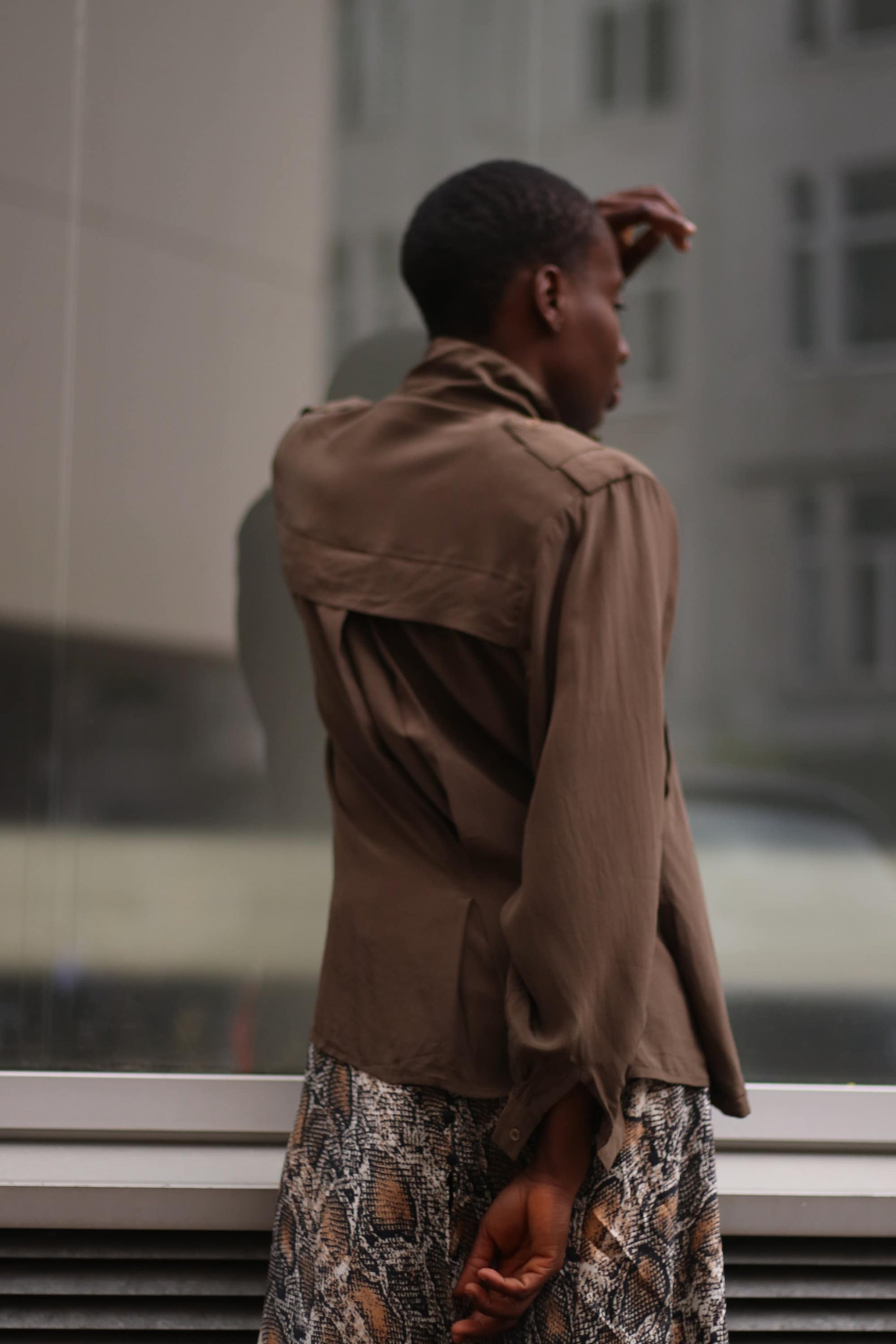 90s silk shirt| Vintage Brown Pleated Minimalist blouse | Capsule Wardrobe Buttoned Down Shirt