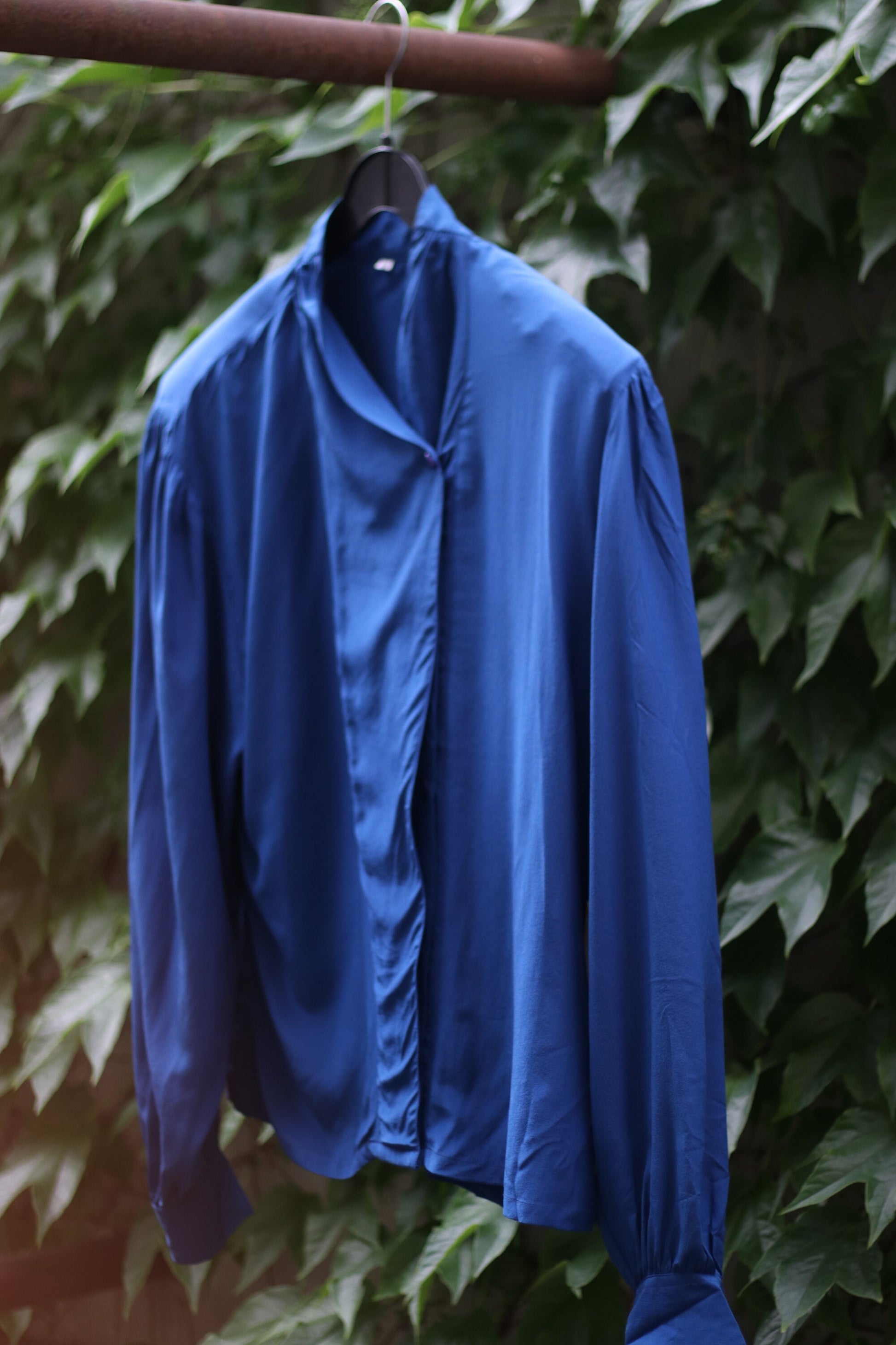 80s silk blouse|  Minimalist long sleeved shirt | Vintage elegant work shirt | Retro Feminine blouse