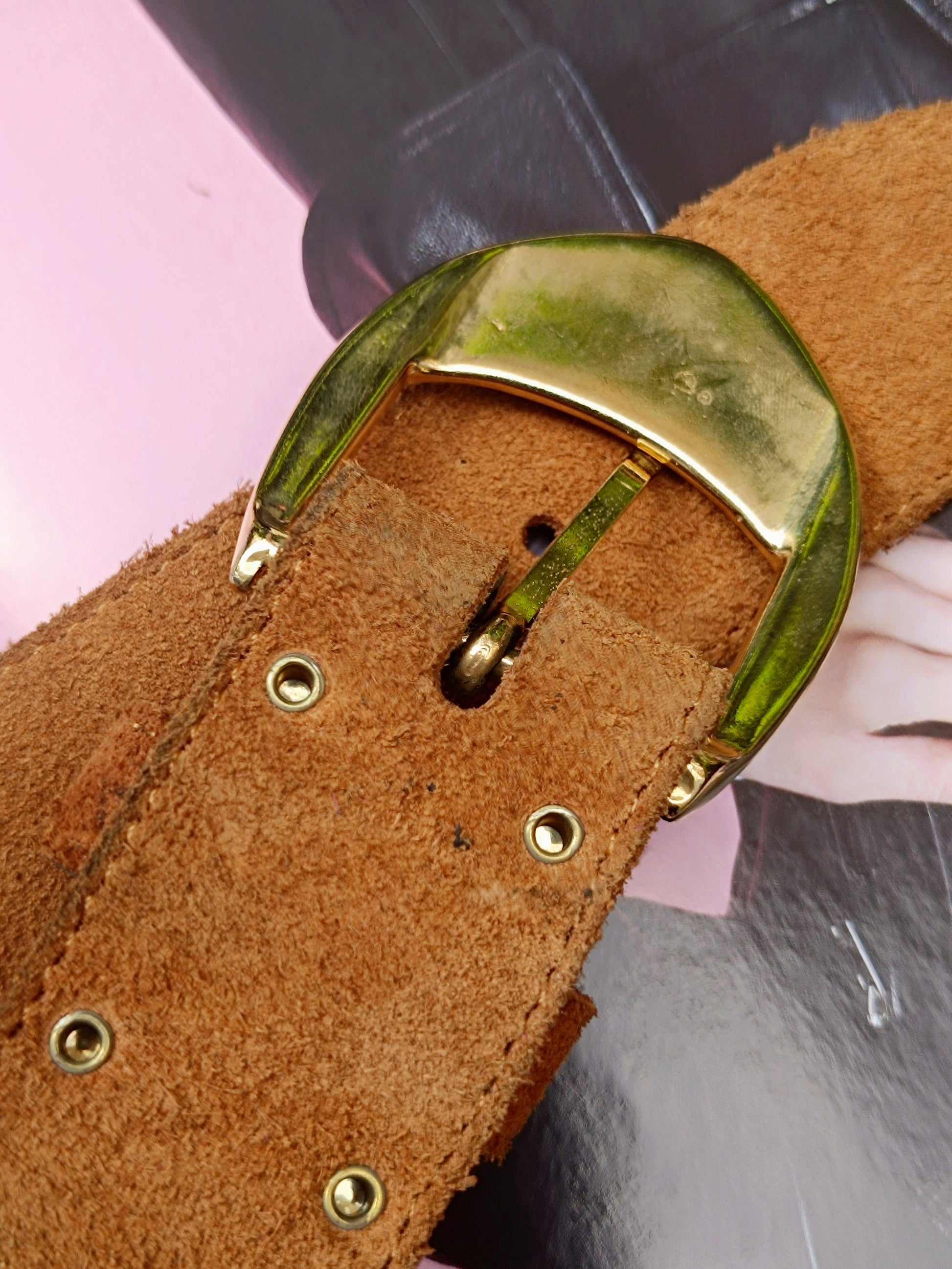 Vintage 90s Brown Suede Belt | Minimalist everyday capsule wardrobe belt| Classic Elegant belt with statement buckle