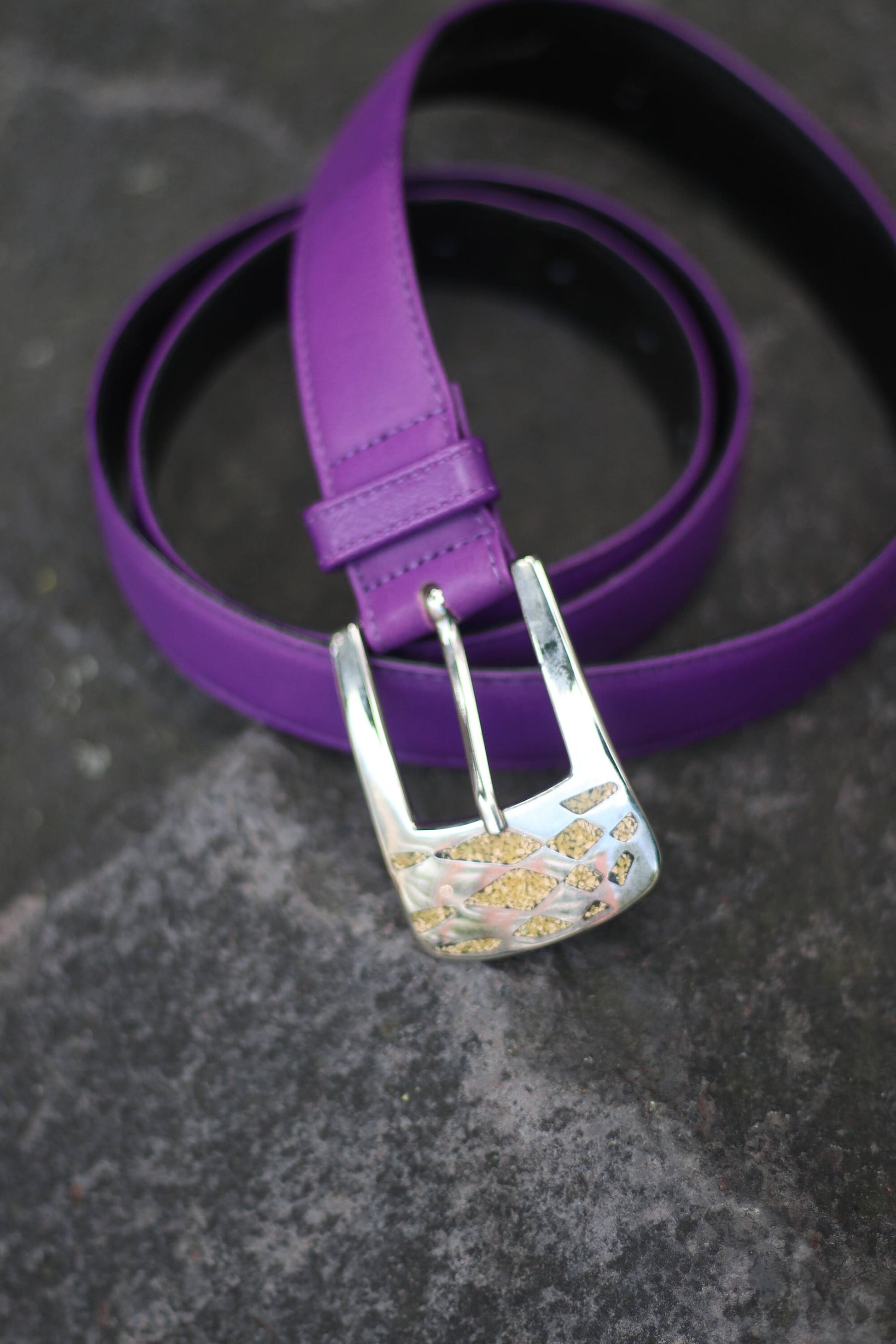 70s purple belt| Vintage leather belt with statement buckle| tough luxe rock n roll belt