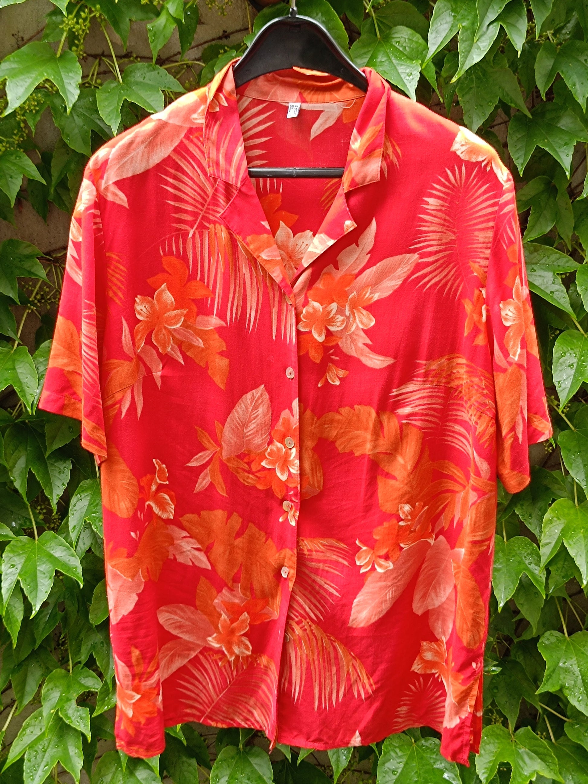 90s Tropical print Shirt| Vintage Unisex Floral Print Summer blouse| Maximalist red Beachwear Holiday wardrobe