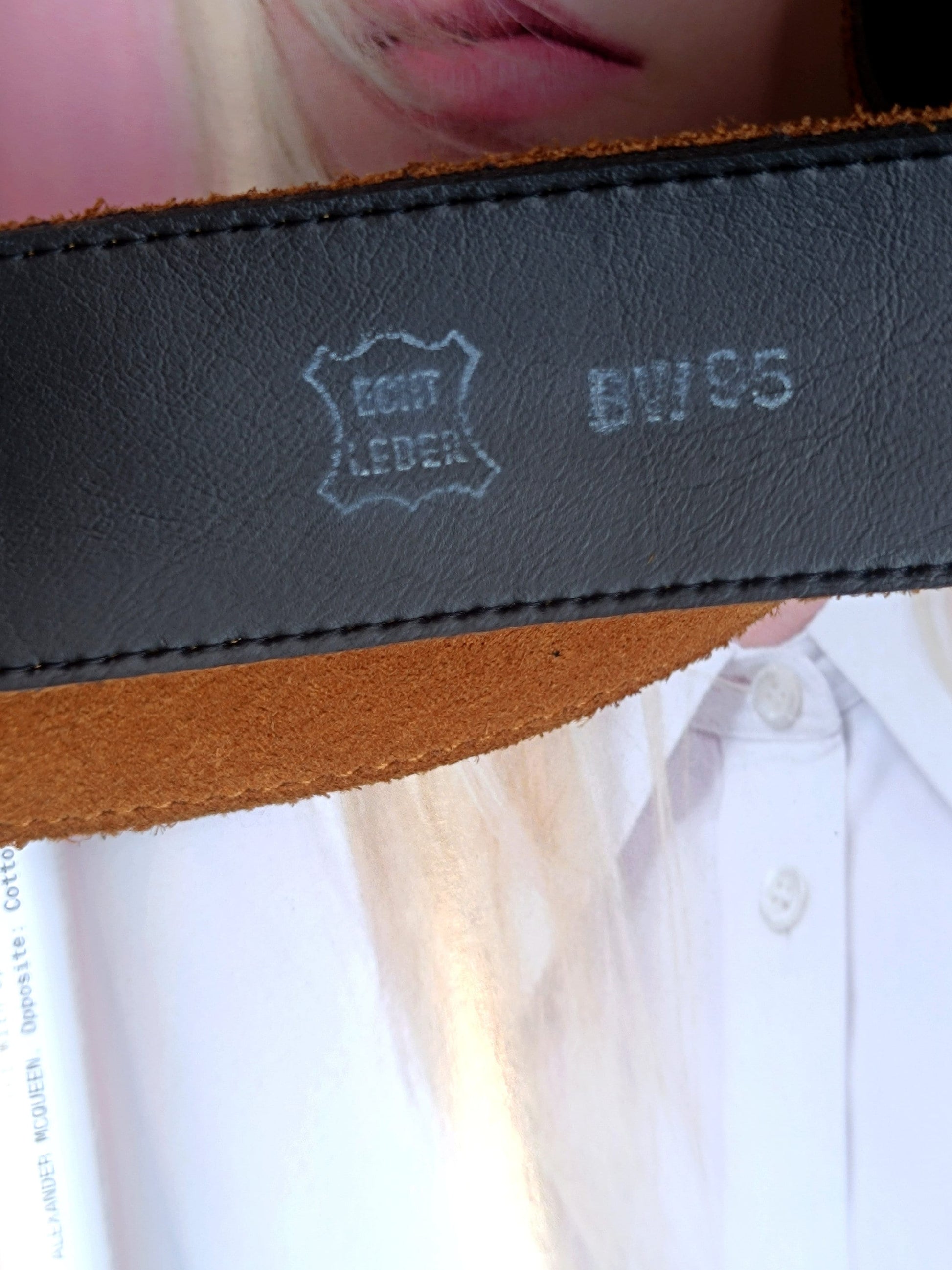Vintage 90s Brown Suede Belt | Minimalist everyday capsule wardrobe belt| Classic Elegant belt with statement buckle