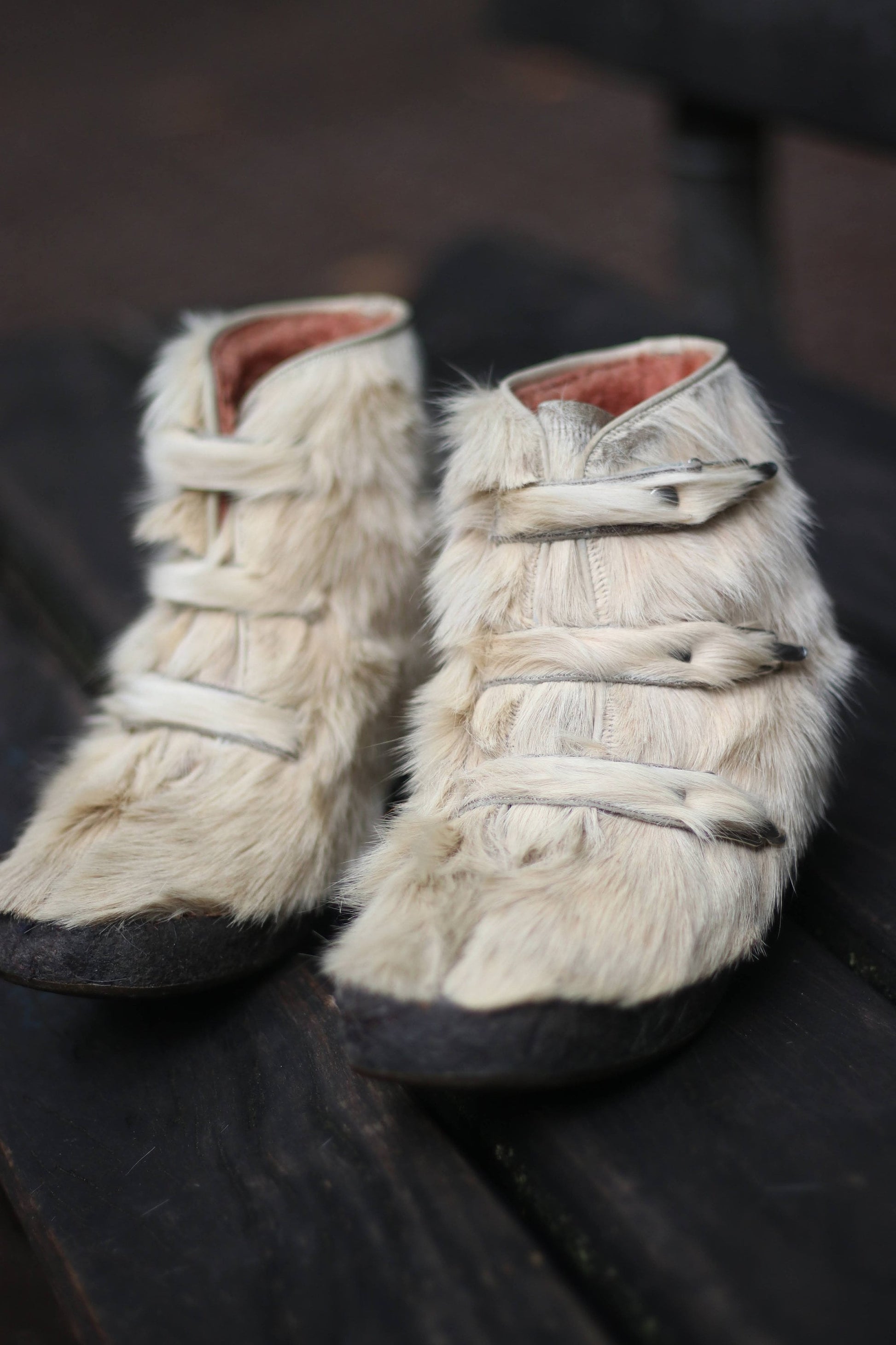 70s Fur Boots in light Grey | Vintage Cozy Winter Boots | Maximalist winter footwear