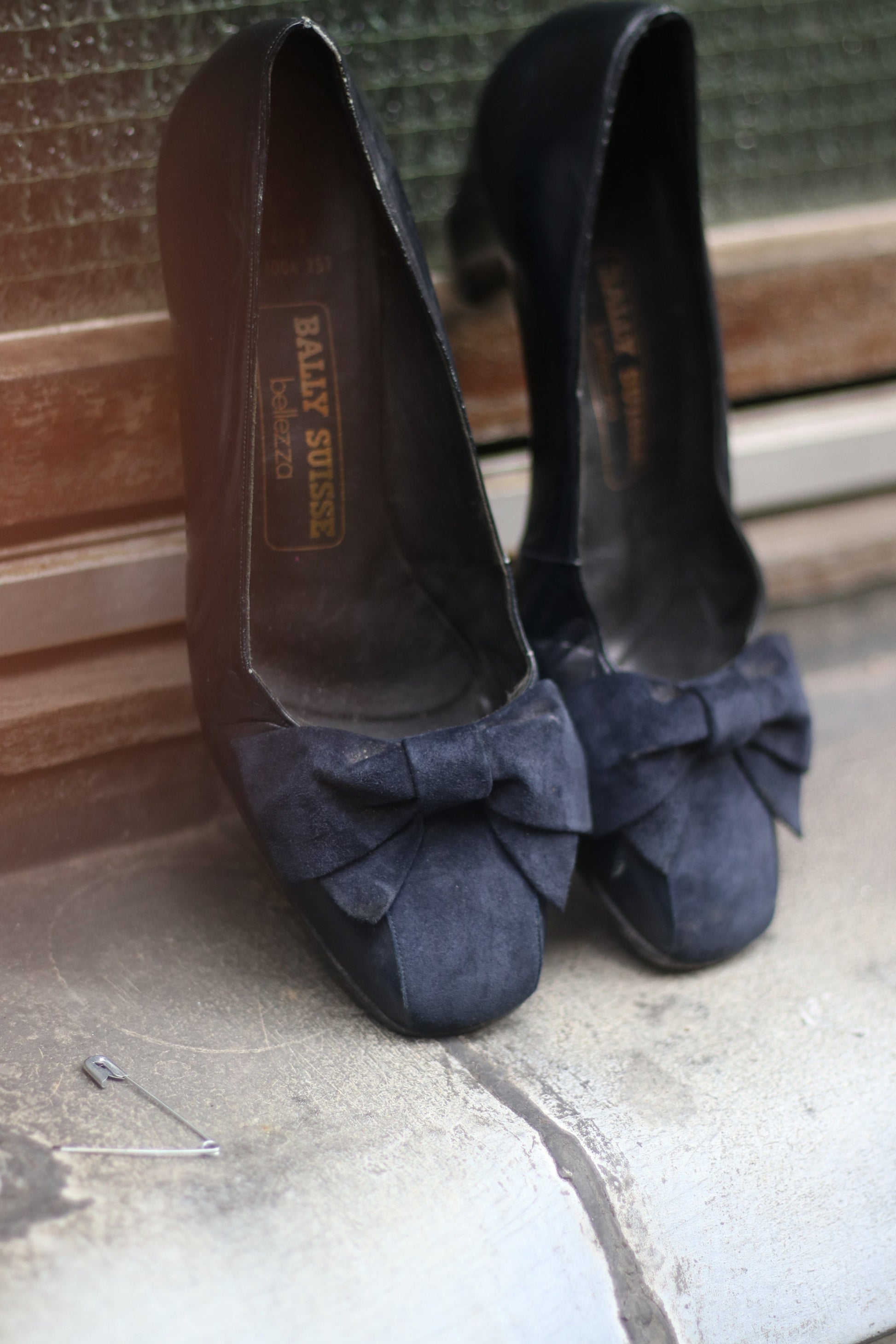 80s Bally Suede Pumps| Vintage blue heels with bow details | Classic Capsule Collection Shoes