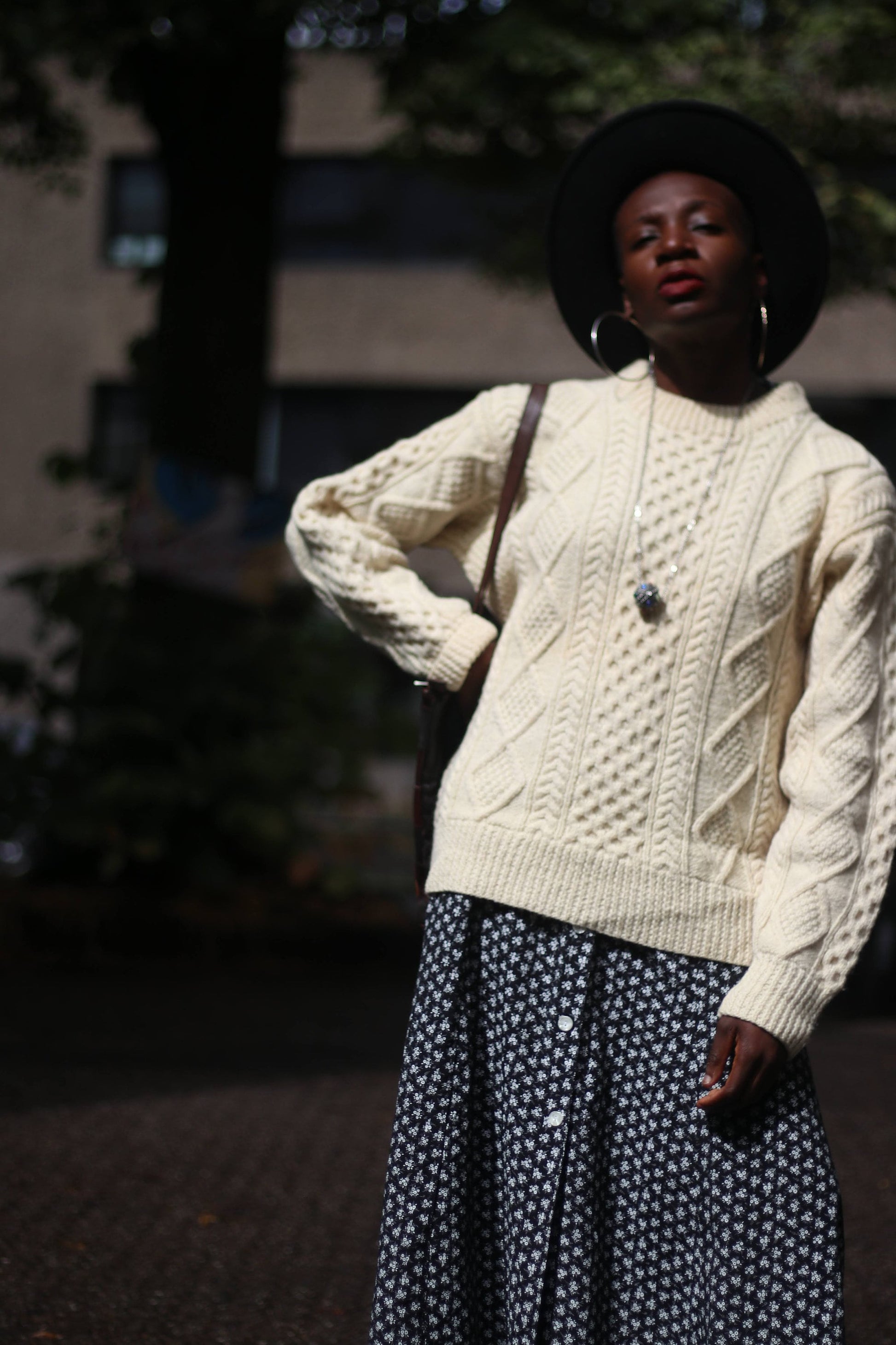 Vintage Insfree chunky knit Sweater| 90s Woolen Winter Chic white sweater | Handknit long sleeved sweater