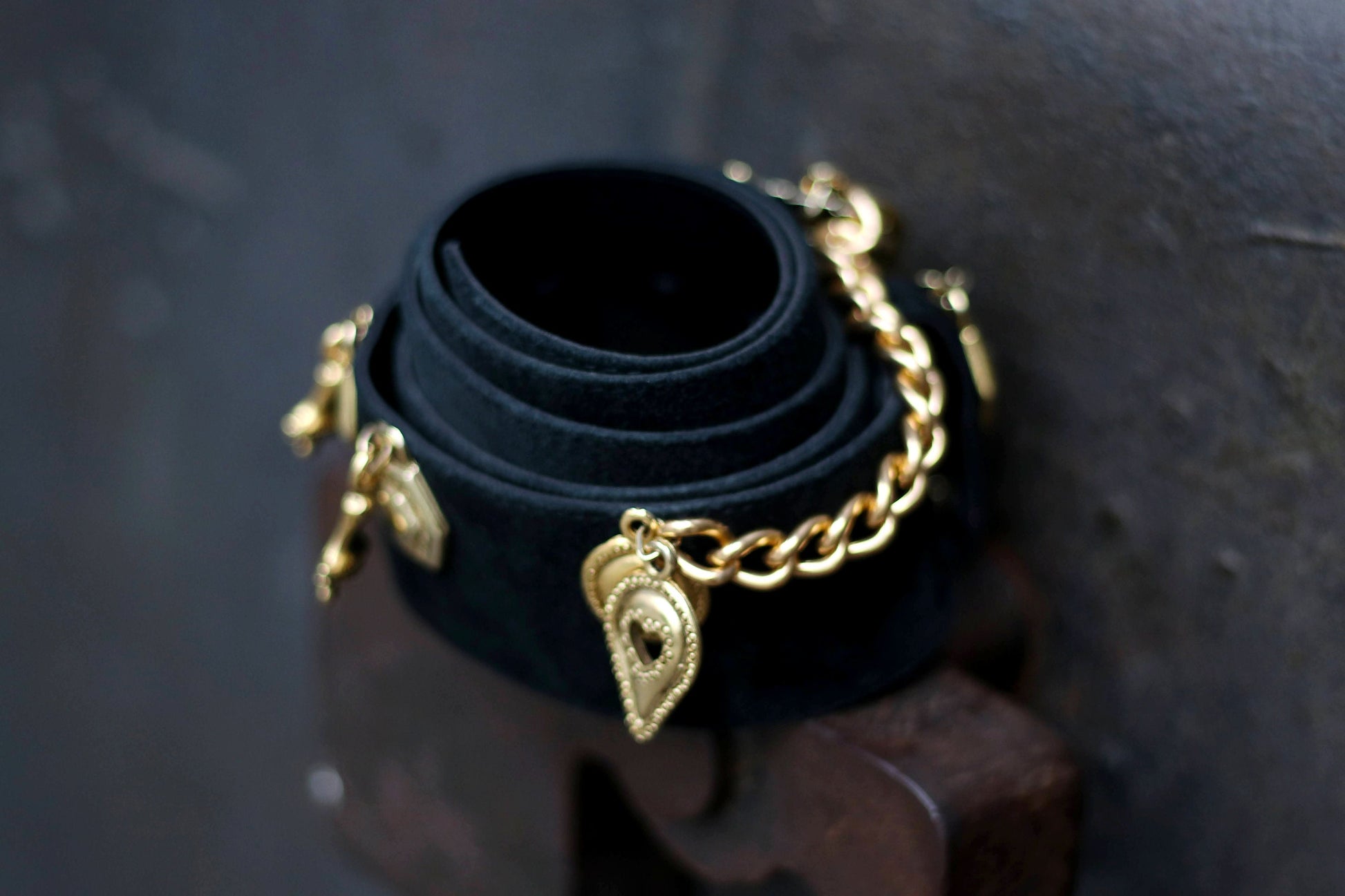 80s Suede Belt with statement charms| Maximalist black belt with gold colored details| Statement Chain belt