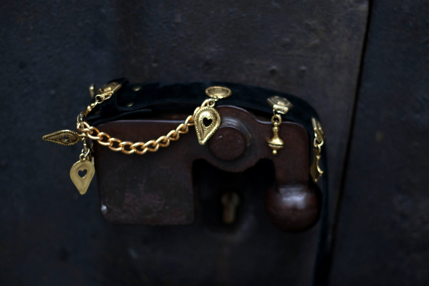 80s Suede Belt with statement charms| Maximalist black belt with gold colored details| Statement Chain belt