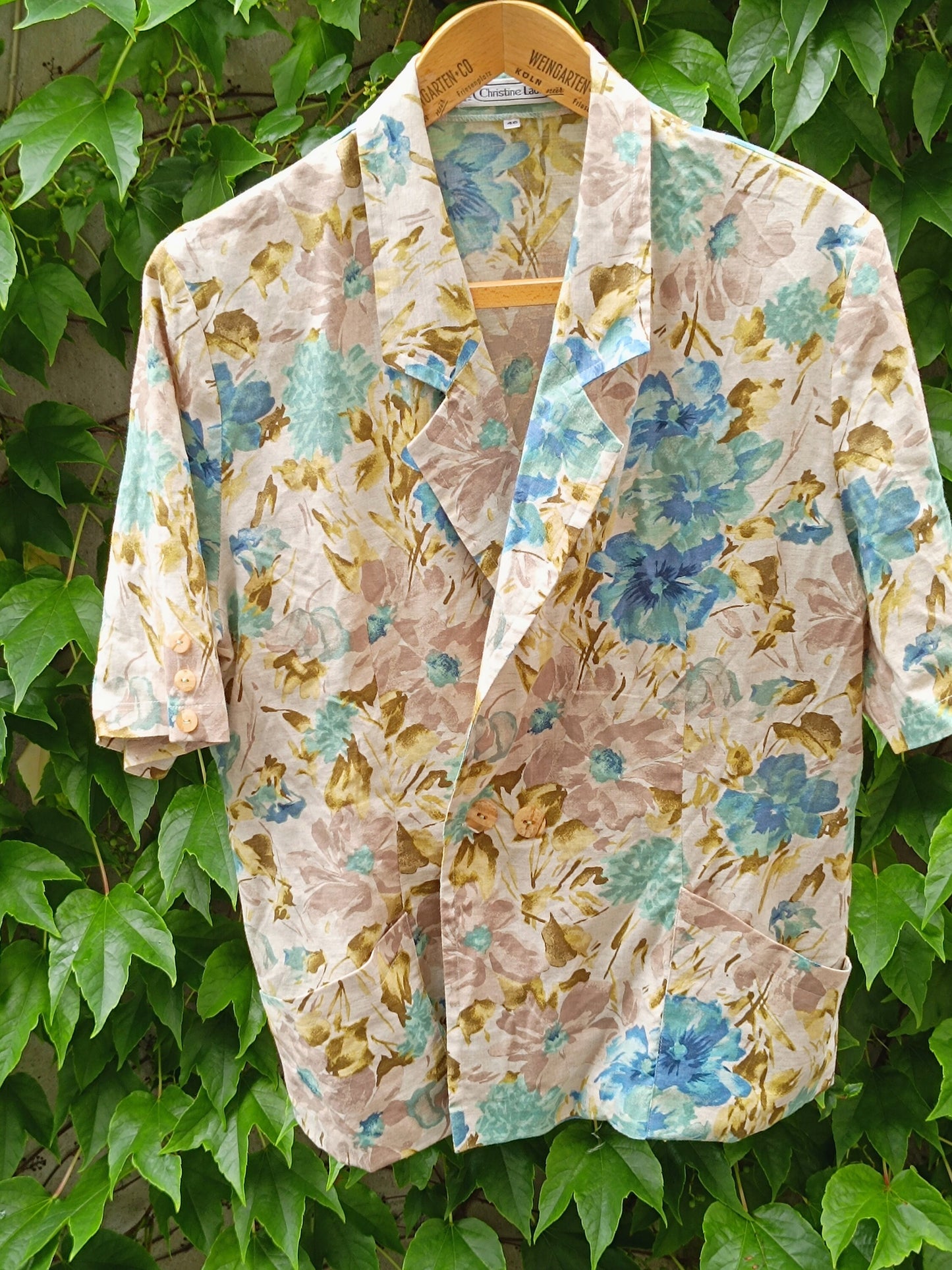 80s Christine Laure Floral Blazer Made in Paris| Vintage Floral Print Short Sleeved Light Blazer| Maximalist linen blend Summer shirt|
