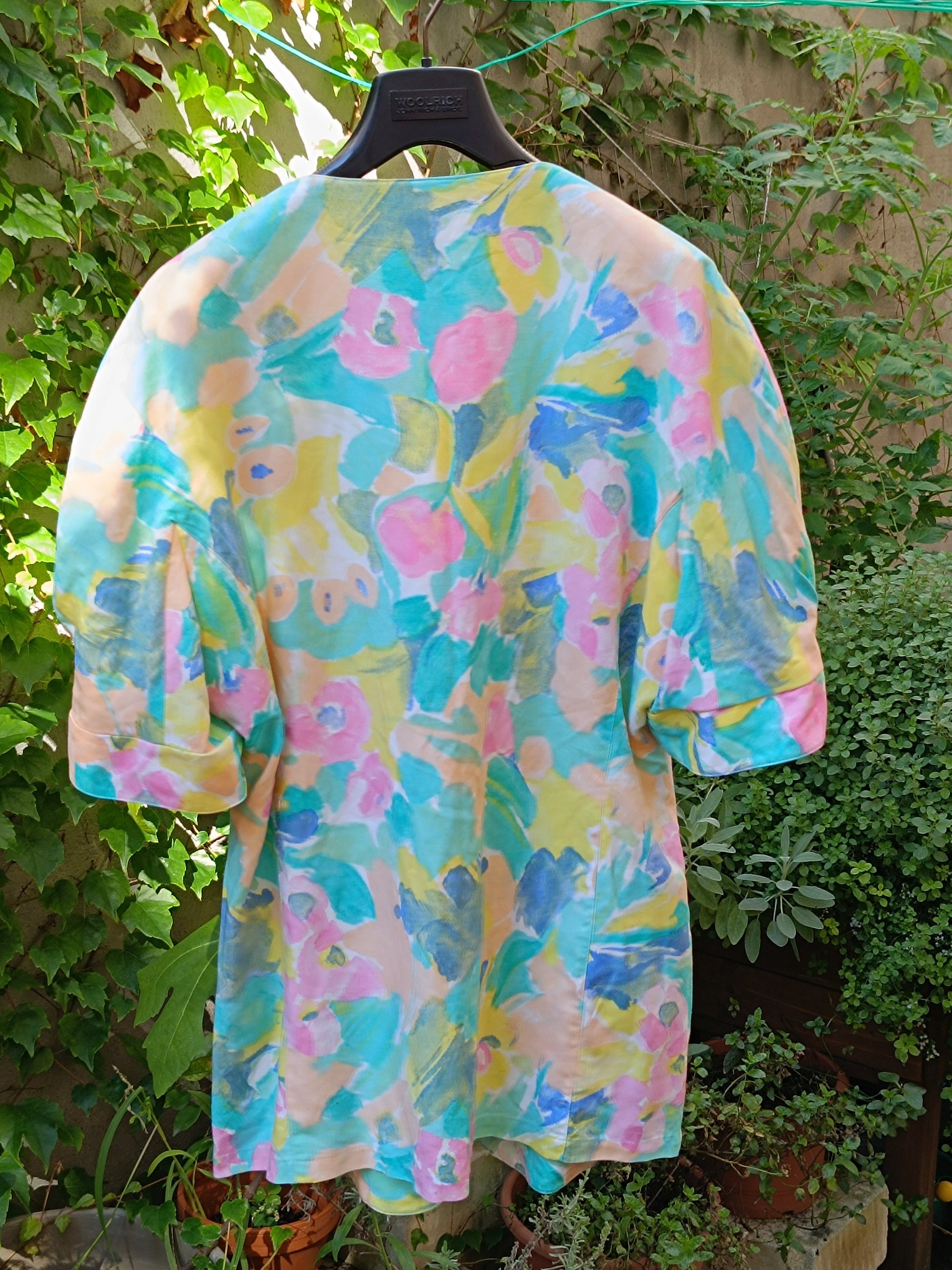 Vintage Floral Print Blouse| 80s short sleeved blue lightweight blazer| Yellow and blue arty shirt