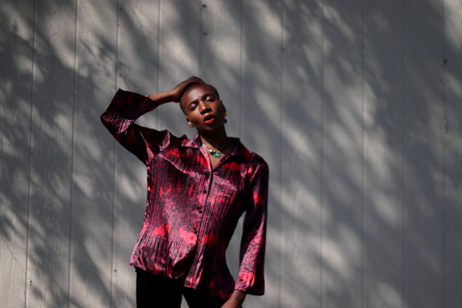 y2k red Jaclyn Smith Blouse| Gothic-inspired Grunge short blouse with black floral print