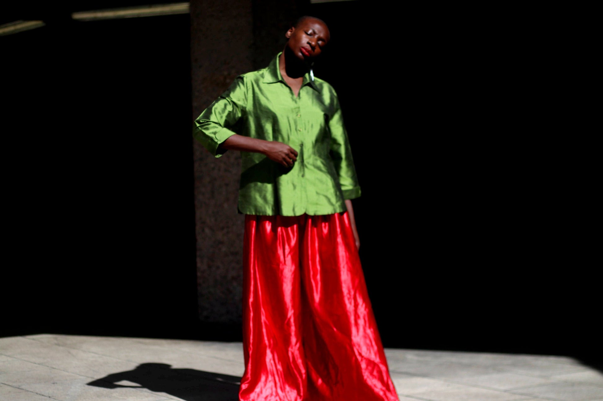 90s Allison Taylor Silk Blouse| Vintage Green Buttoned down silk shirt | Glamorous evening design