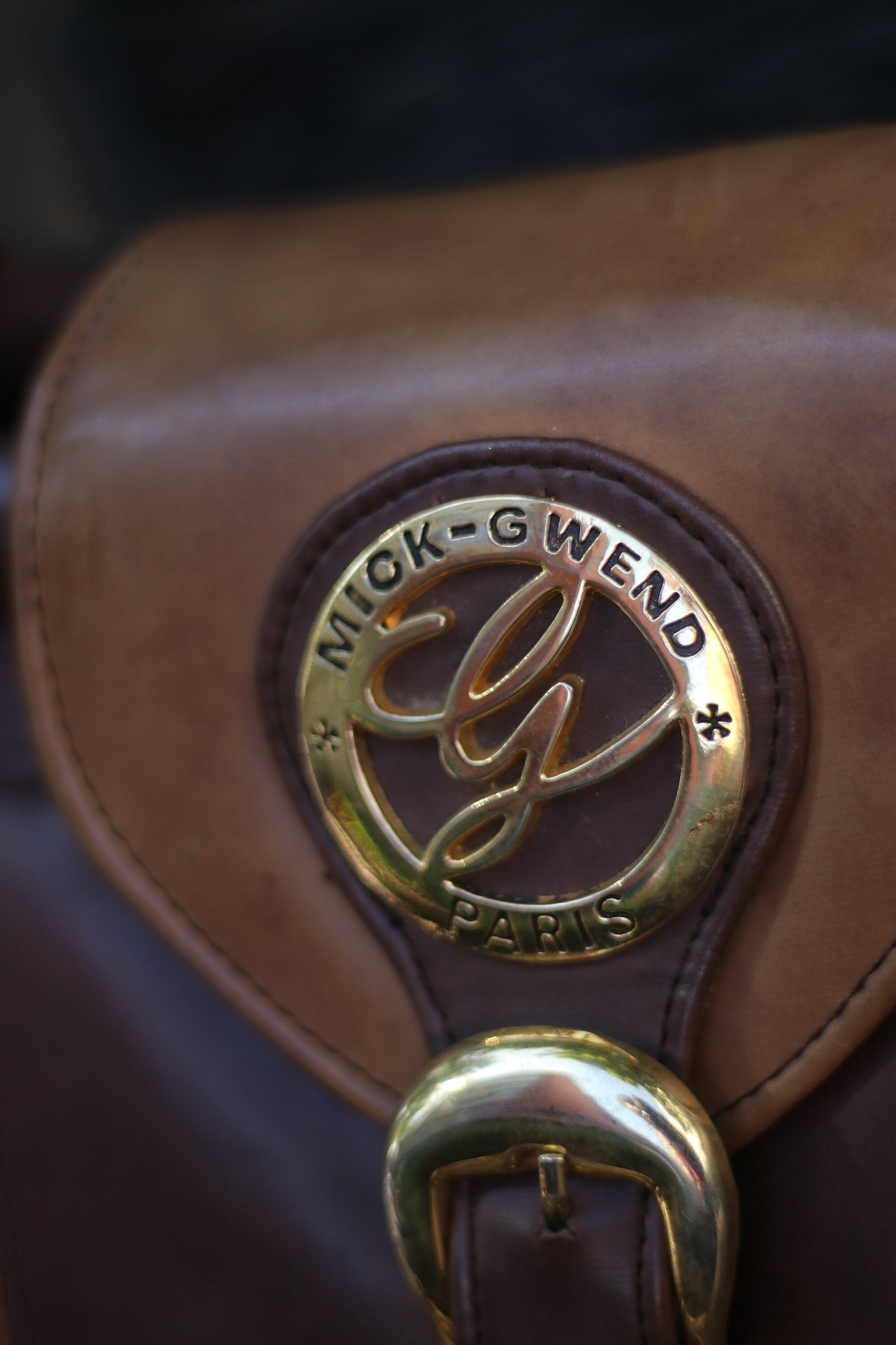 Vintage Mick Gwend Paris bag| 90s Oversized Tote| Faux Leather Brown Big Shoulder Bag