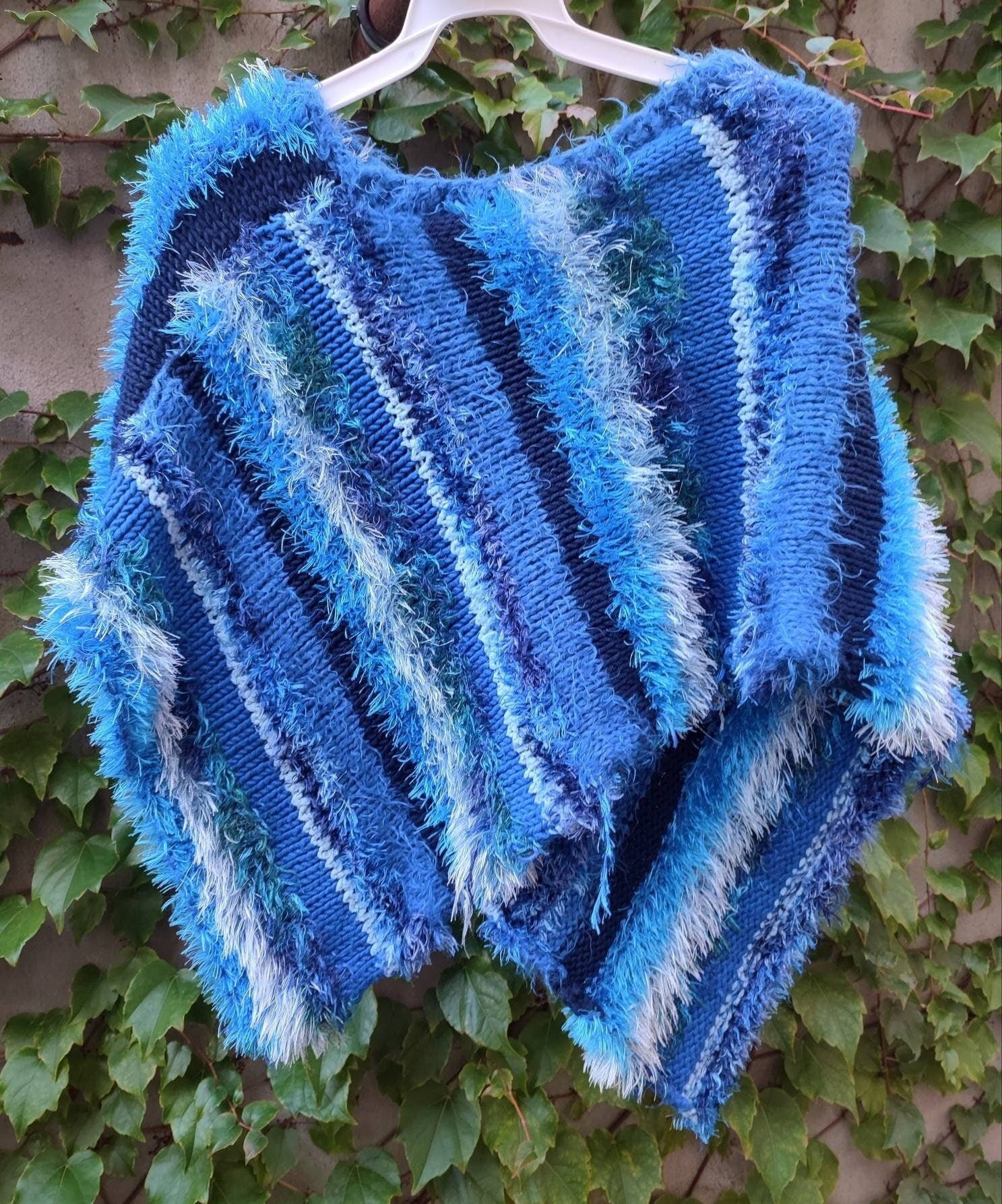 Vintage Textured Blue Poncho | 90s Shaggy Kitsch Poncho