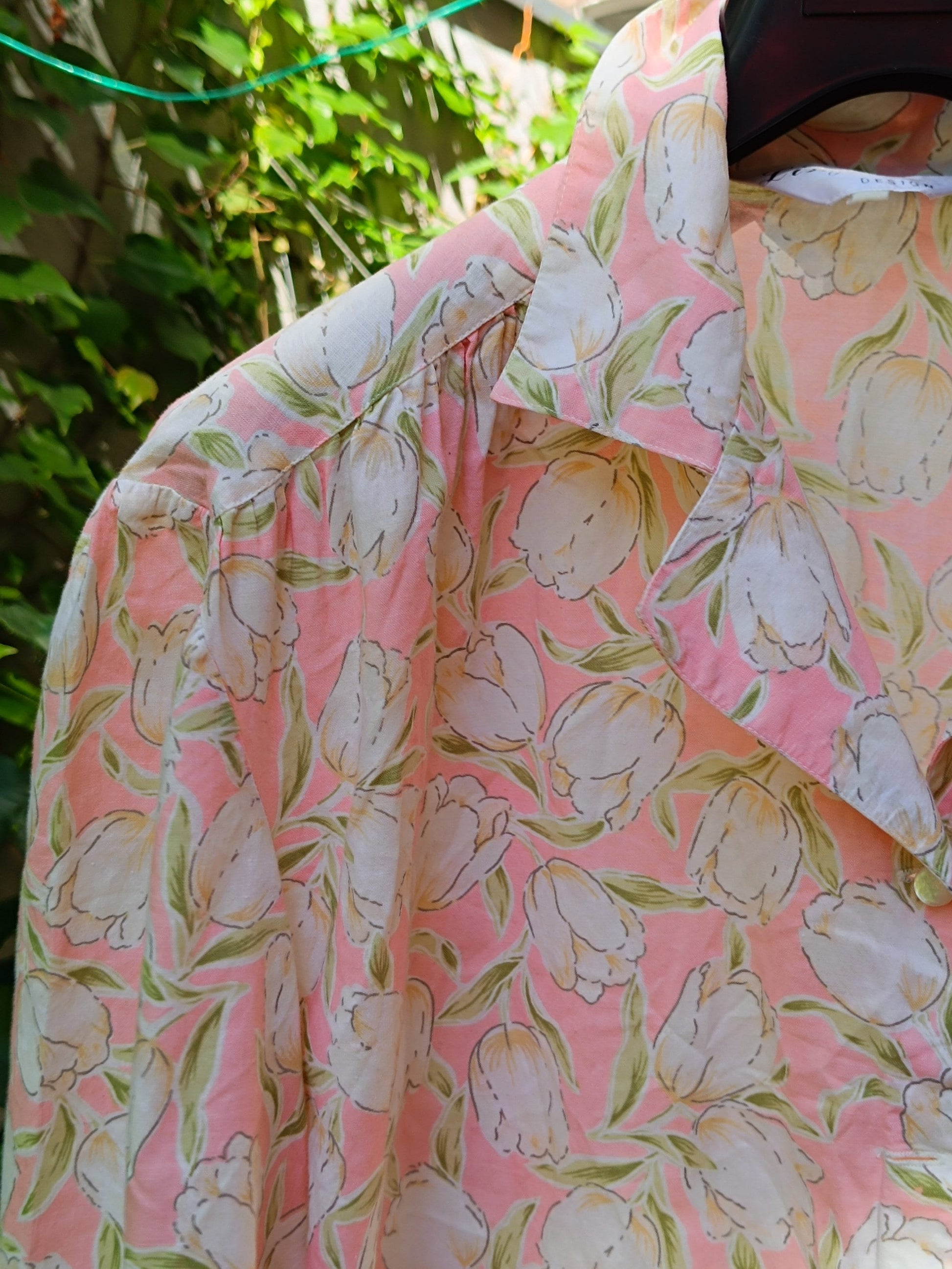 90s floral print blouse| Vintage pink short sleeved shirt| Maximalist Feminine Summer Blouse