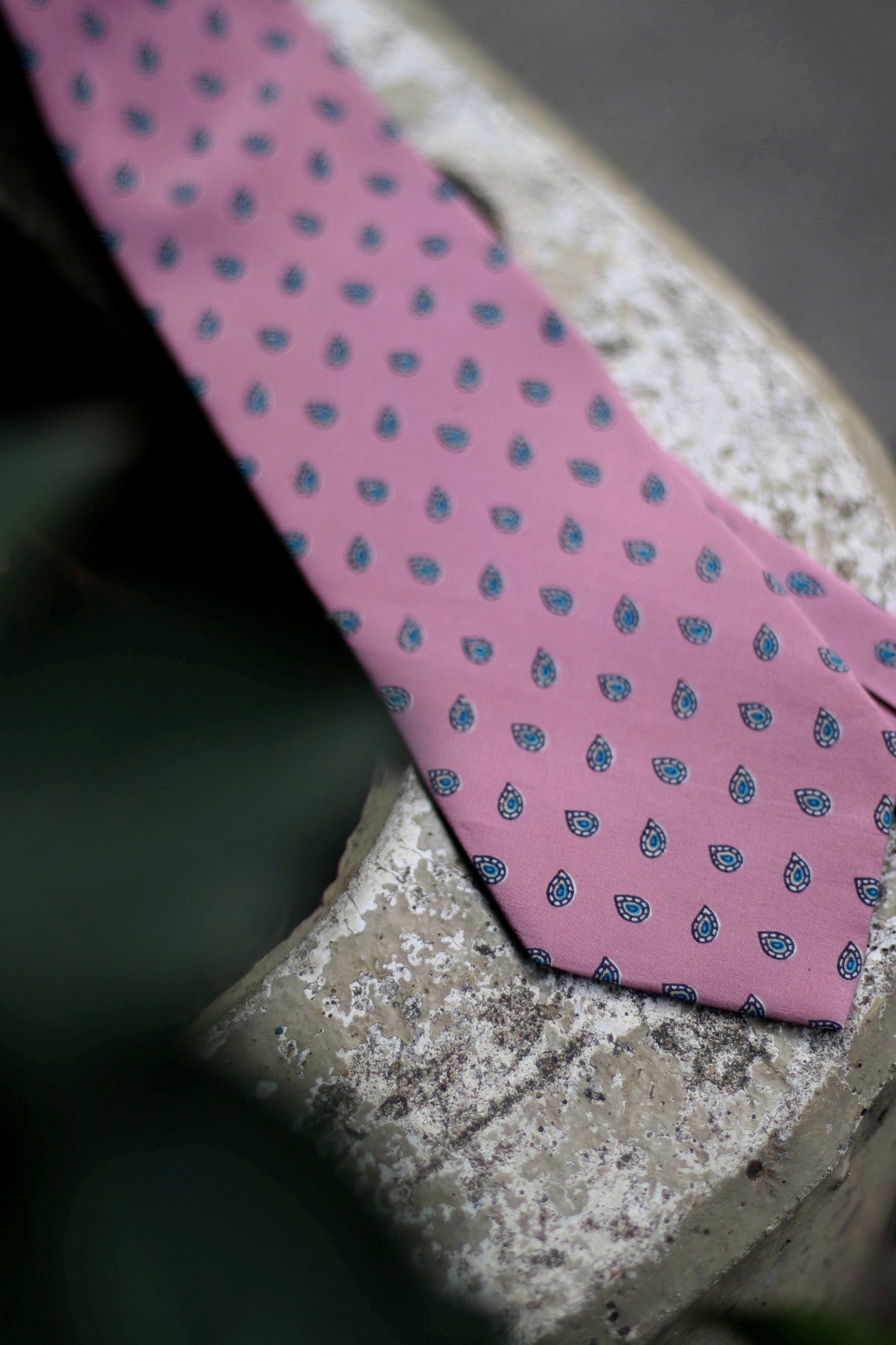90s silk pink tie| Vintage workwear Tie Vintage silk tie| Paisley print pink tie