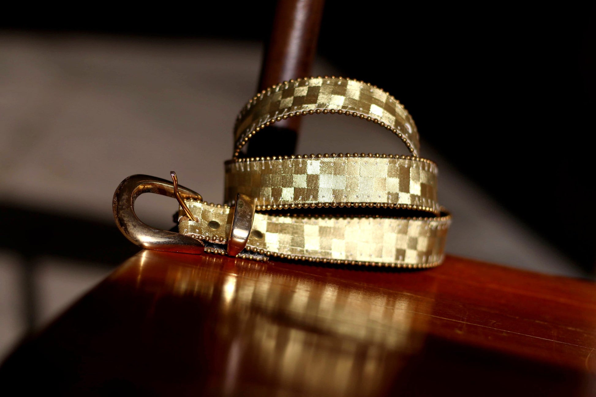 Vintage Leather Belt in Silver| 80s metallic belt with statement buckle