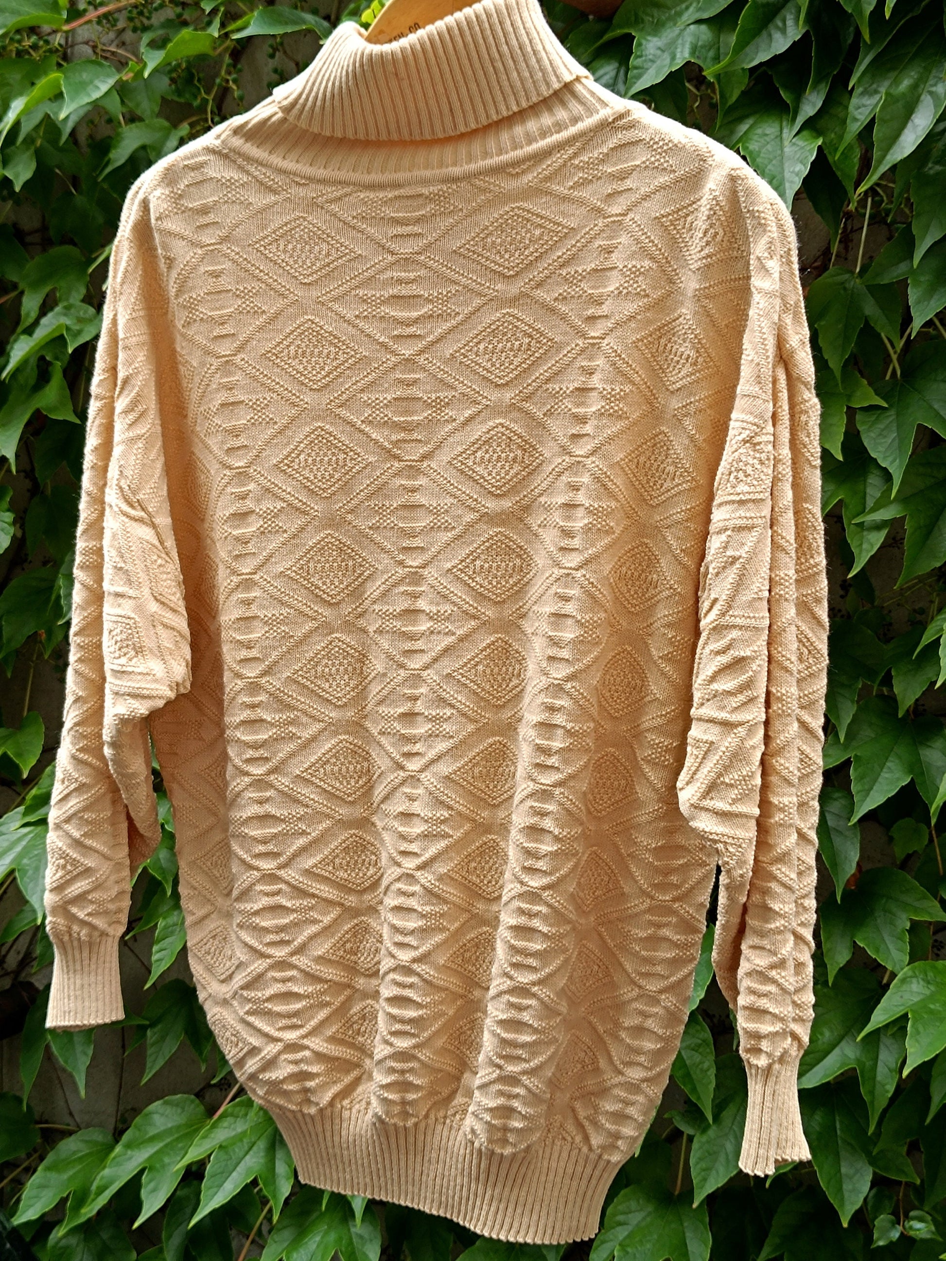 80s Brown Sweater| Vintage Winter Turtleneck| Minimalist long-sleeved textured knit