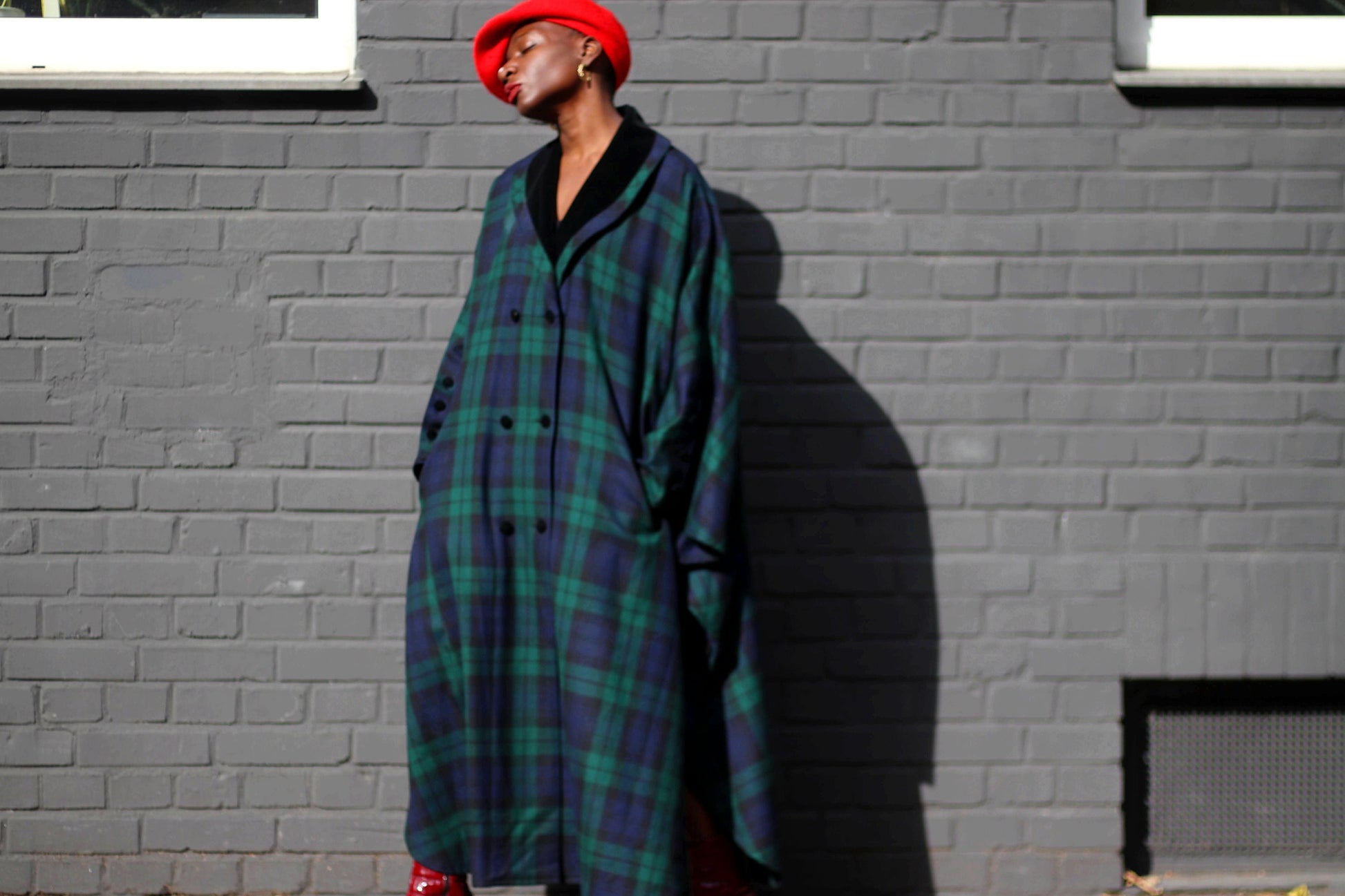 70s ETGES Checkered Coat| Vintage navy and black glamorous plaid batwing coat| Minimalist retro cape like winter coat