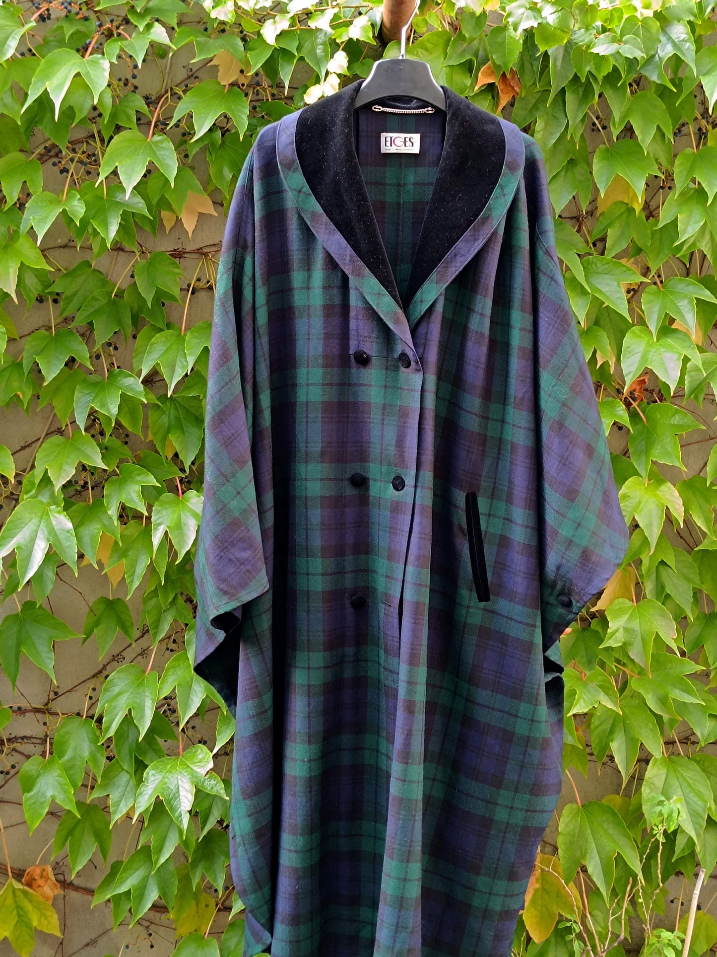 70s ETGES Checkered Coat| Vintage navy and black glamorous plaid batwing coat| Minimalist retro cape like winter coat