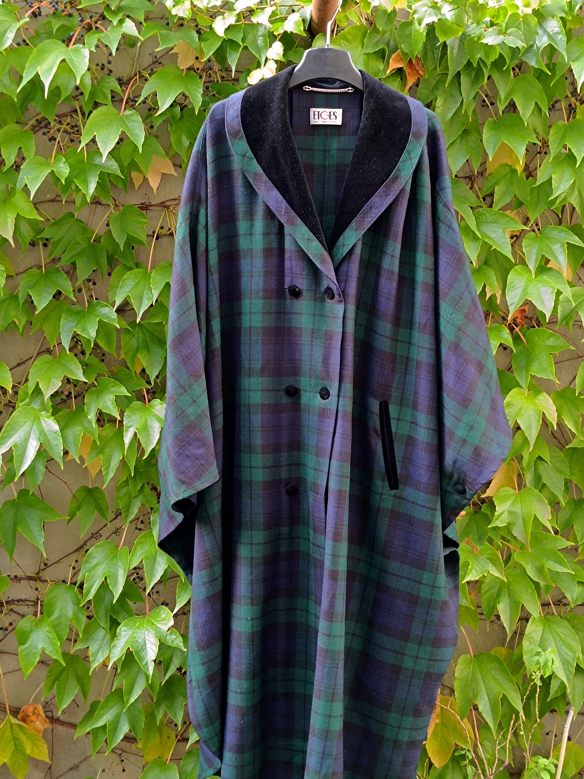70s ETGES Checkered Coat| Vintage navy and black glamorous plaid batwing coat| Minimalist retro cape like winter coat